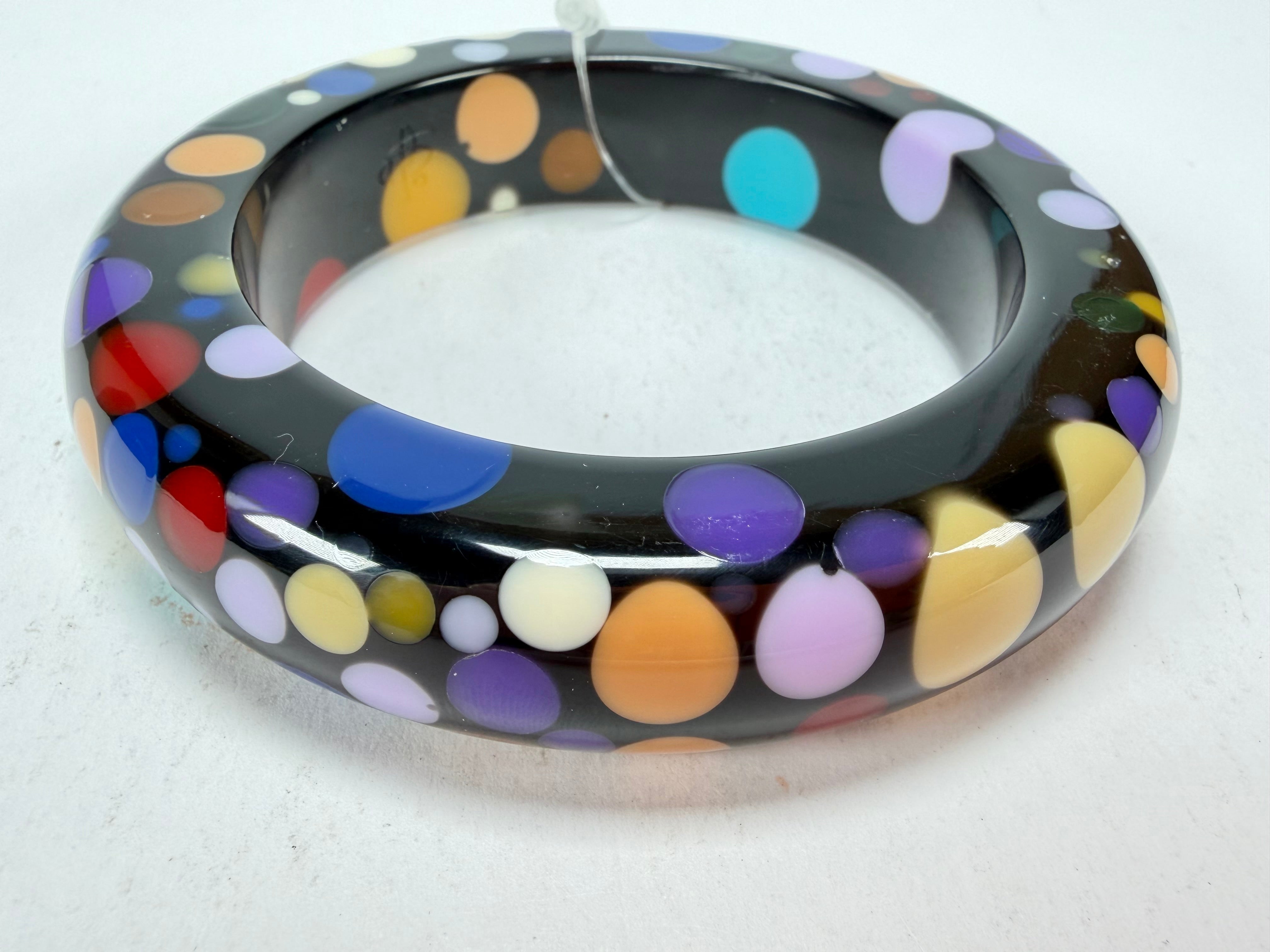 Jackie Brazil "Shinny Spotted" Black & Mix Spots Solid Round Resin 1.7cm Bangle ( B1726 )