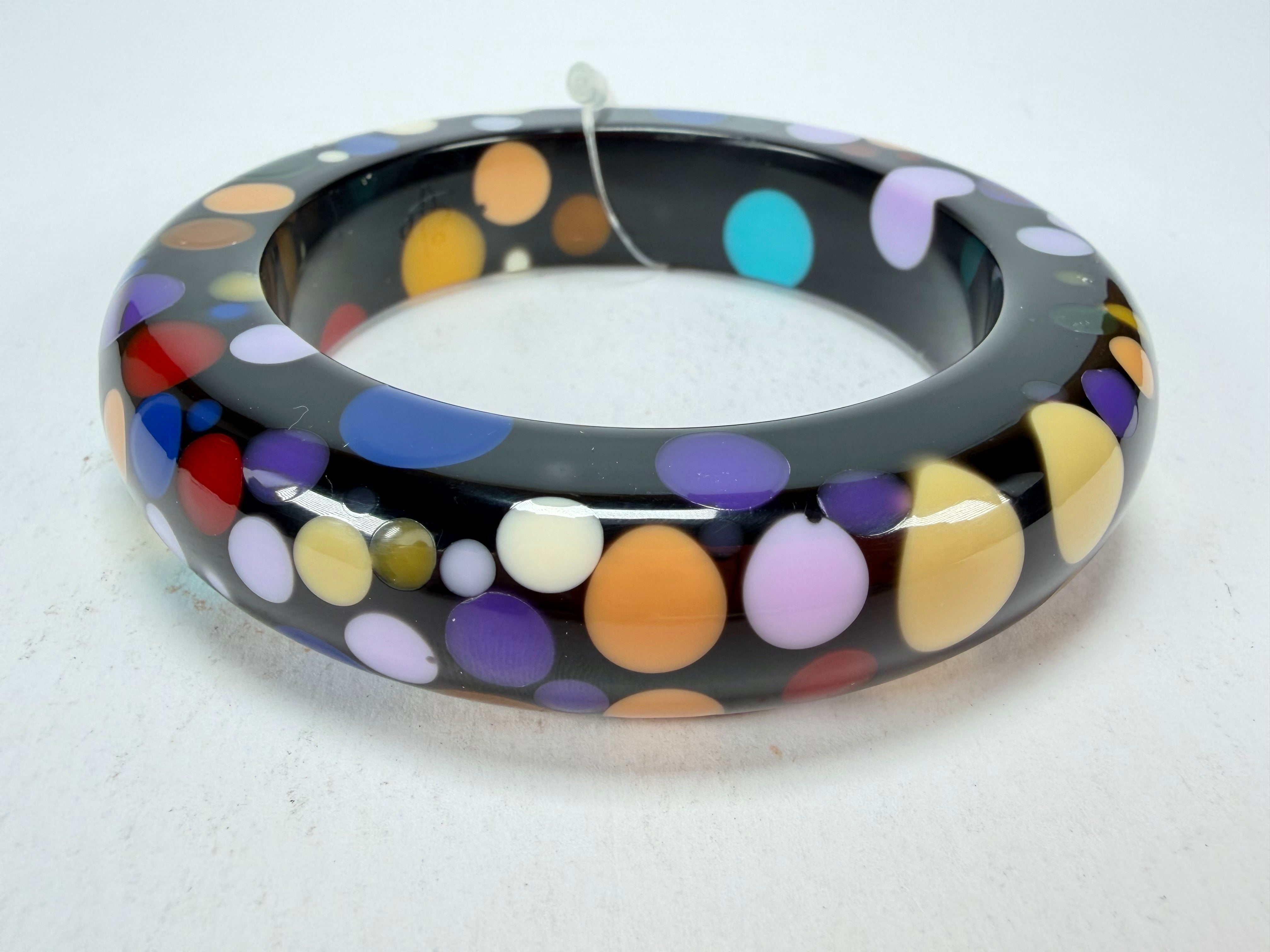 Jackie Brazil "Shinny Spotted" Black & Mix Spots Solid Round Resin 1.7cm Bangle ( B1726 )