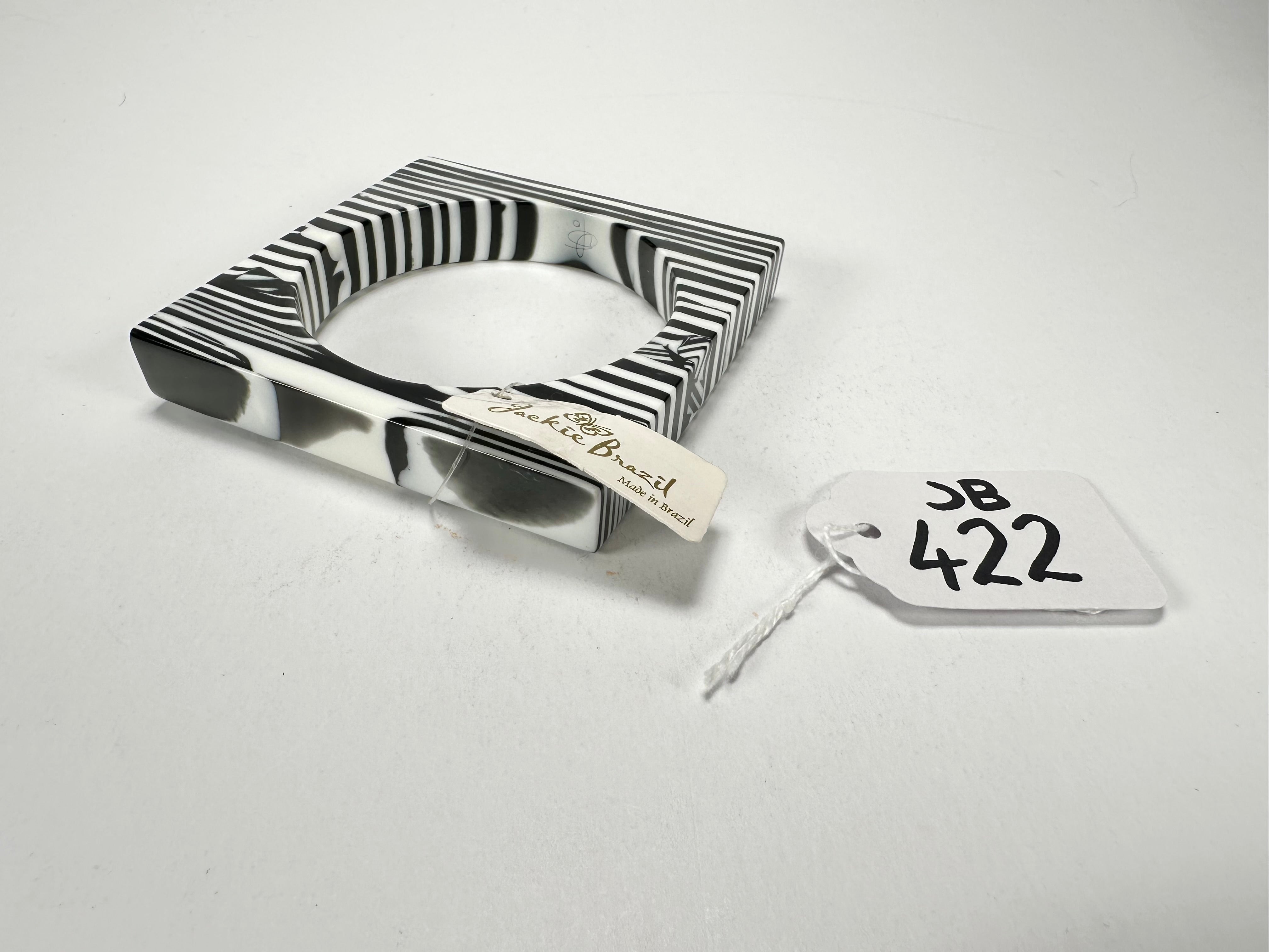 Jackie Brazil "Zebra" Liquorice Allsorts Black & White Striped 1.3cm Square Resin Bangle ( B2142 )