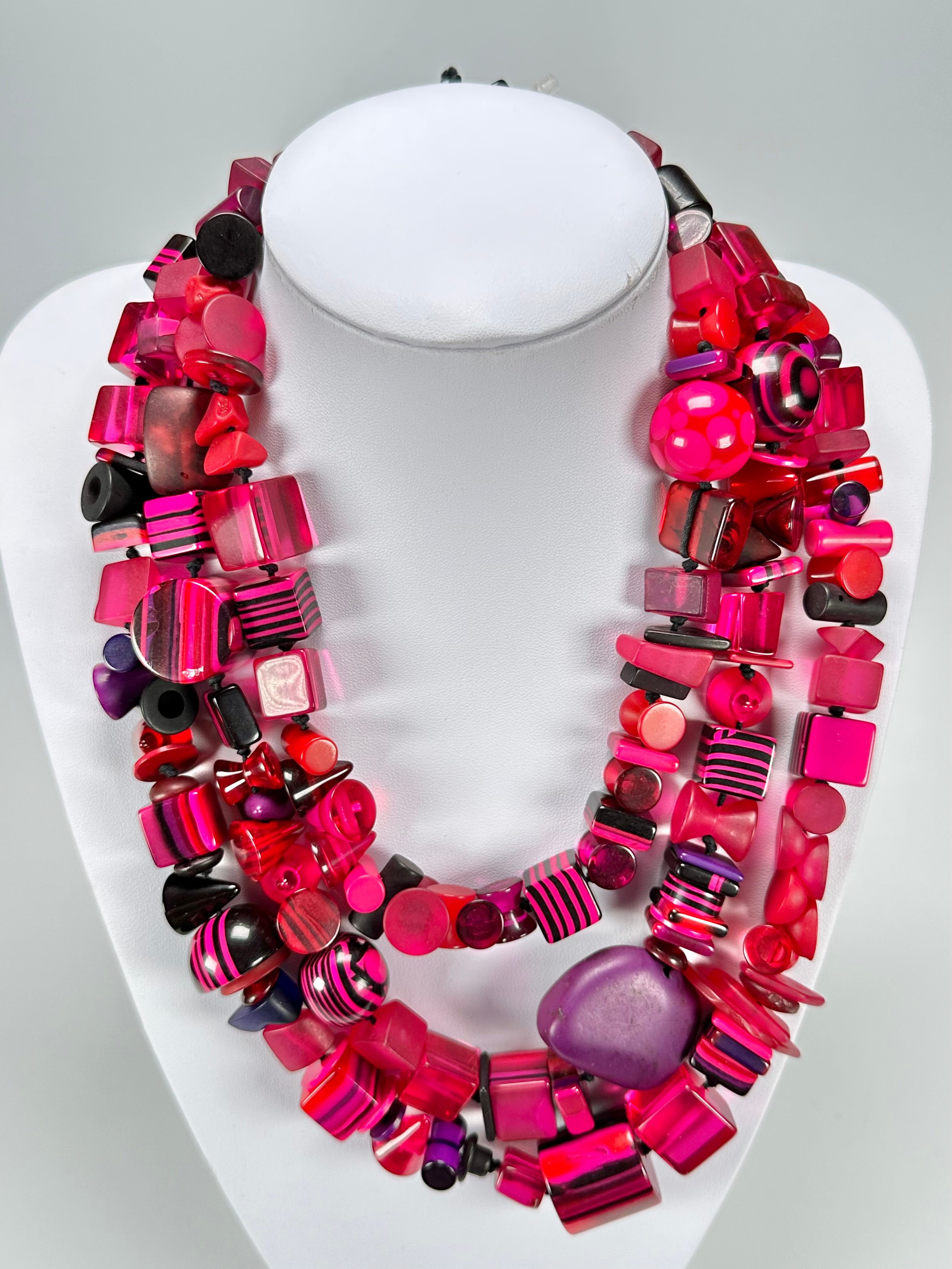 Jackie Brazil "Indiana" 3 Strand Multi-Bead Dark Pink Resin Necklace ( N0043 )