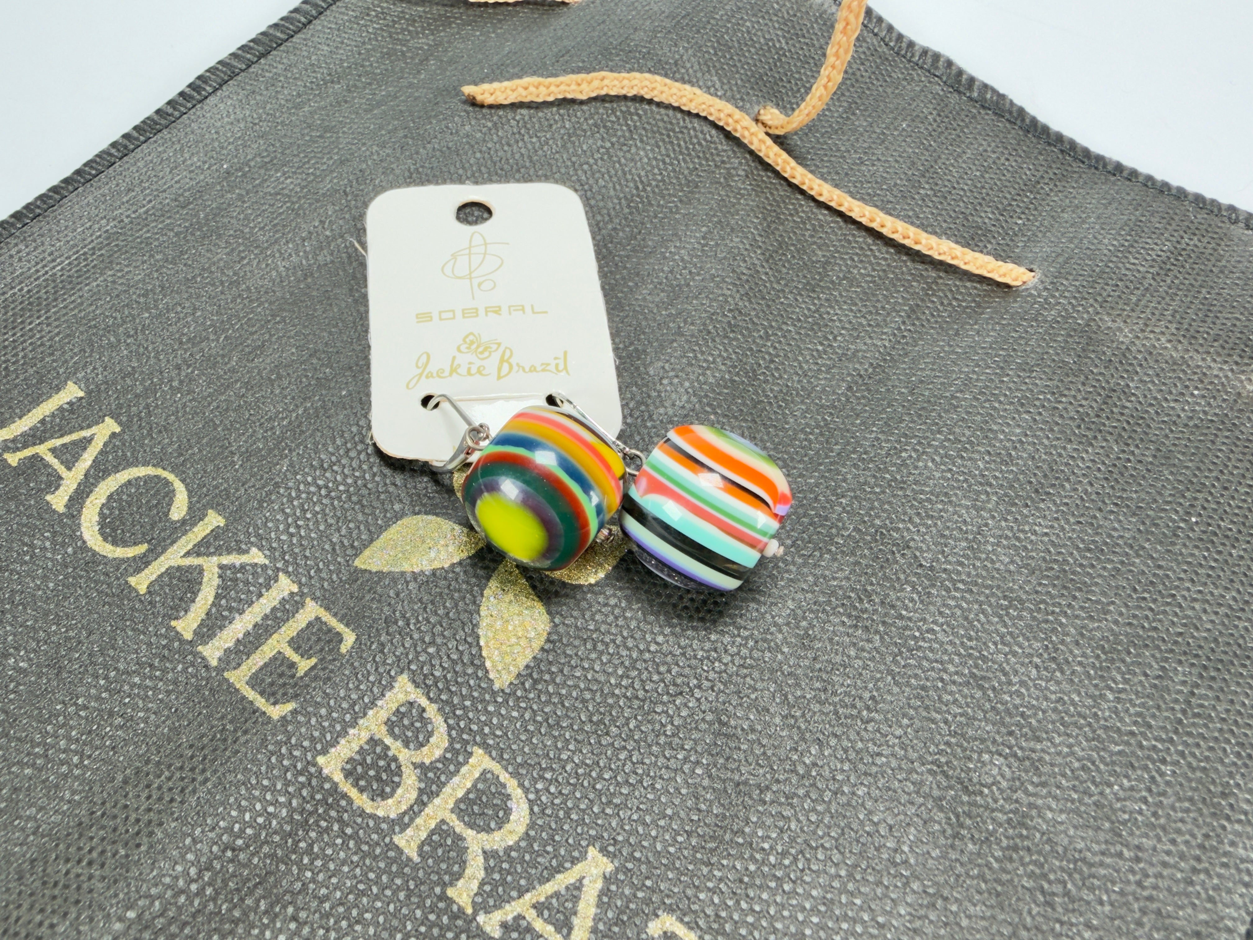 Jackie Brazil "Cat Eyes" Liquorice Balls Mix Colours Short Resin Earrings ( E0960 )