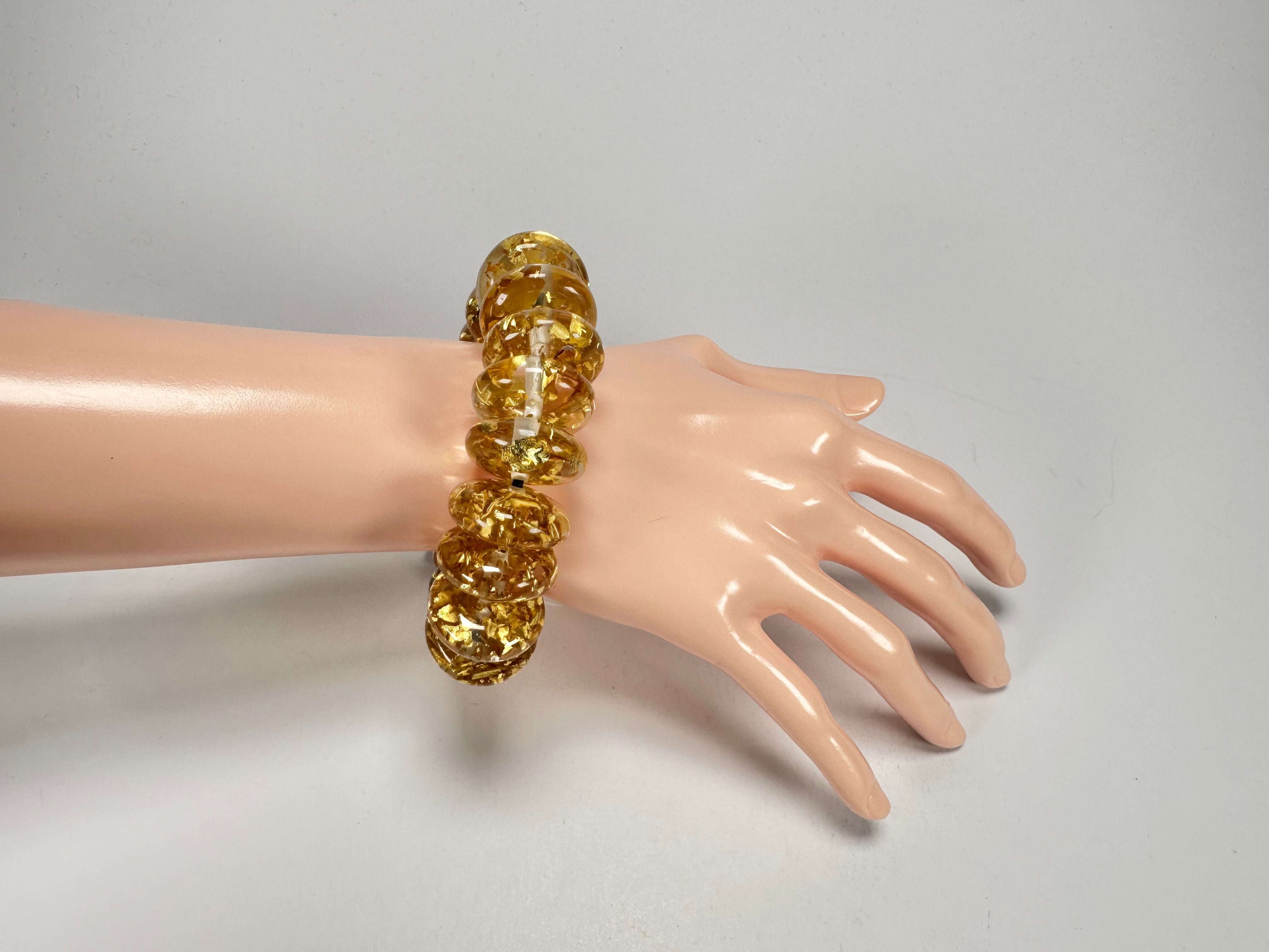 Jackie Brazil "Ana" Gold Flakes Elasticated Wheels Resin Bracelet ( B0910 )