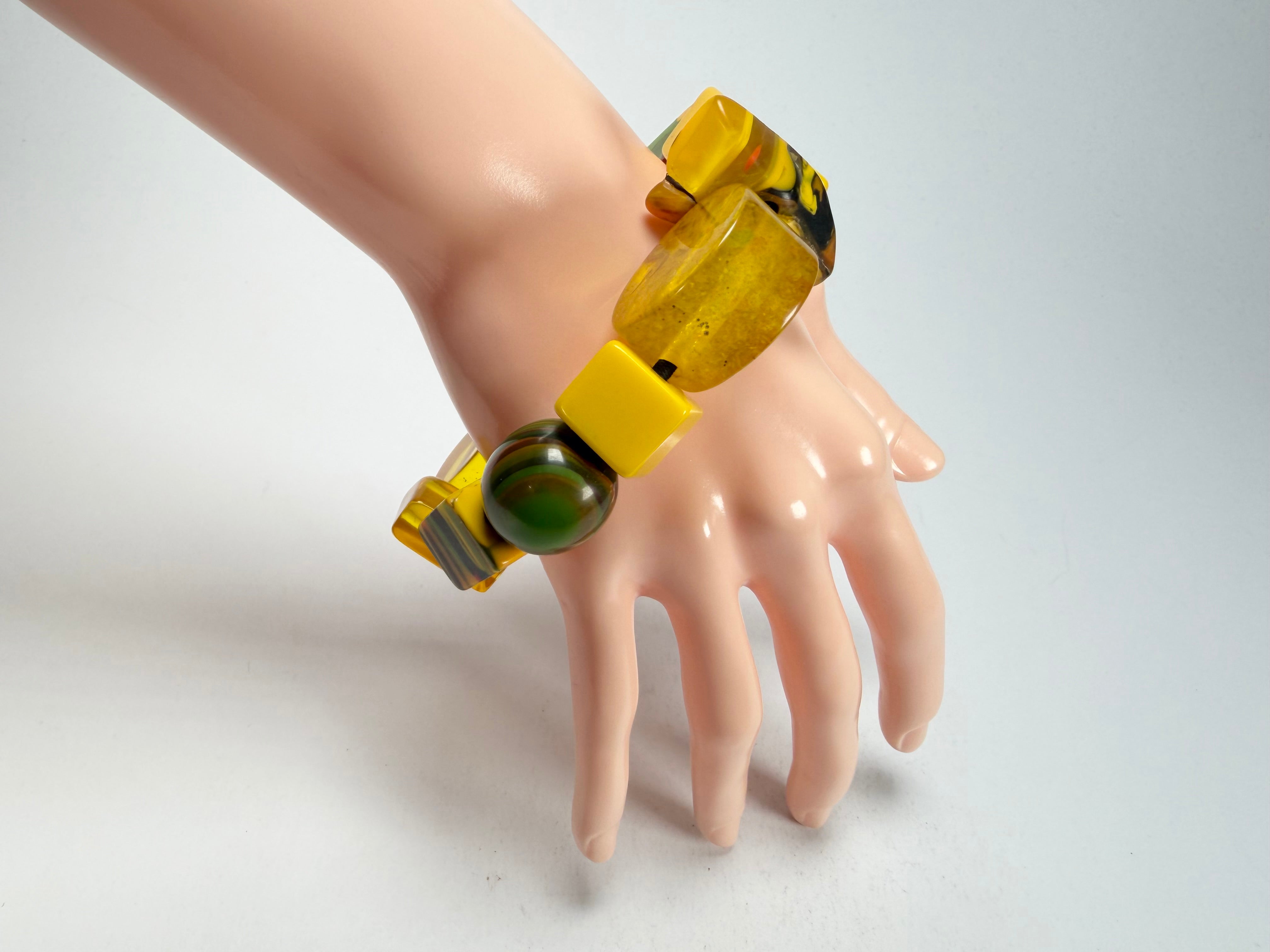 Jackie Brazil "Indiana" Yellow Mix Multi Bead Resin Bracelet ( B0210 )