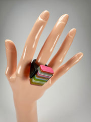 Jackie Brazil "Toppa" Liquorice Spring Mix Resin Ring ( R0152 ) UK Q / USA 8