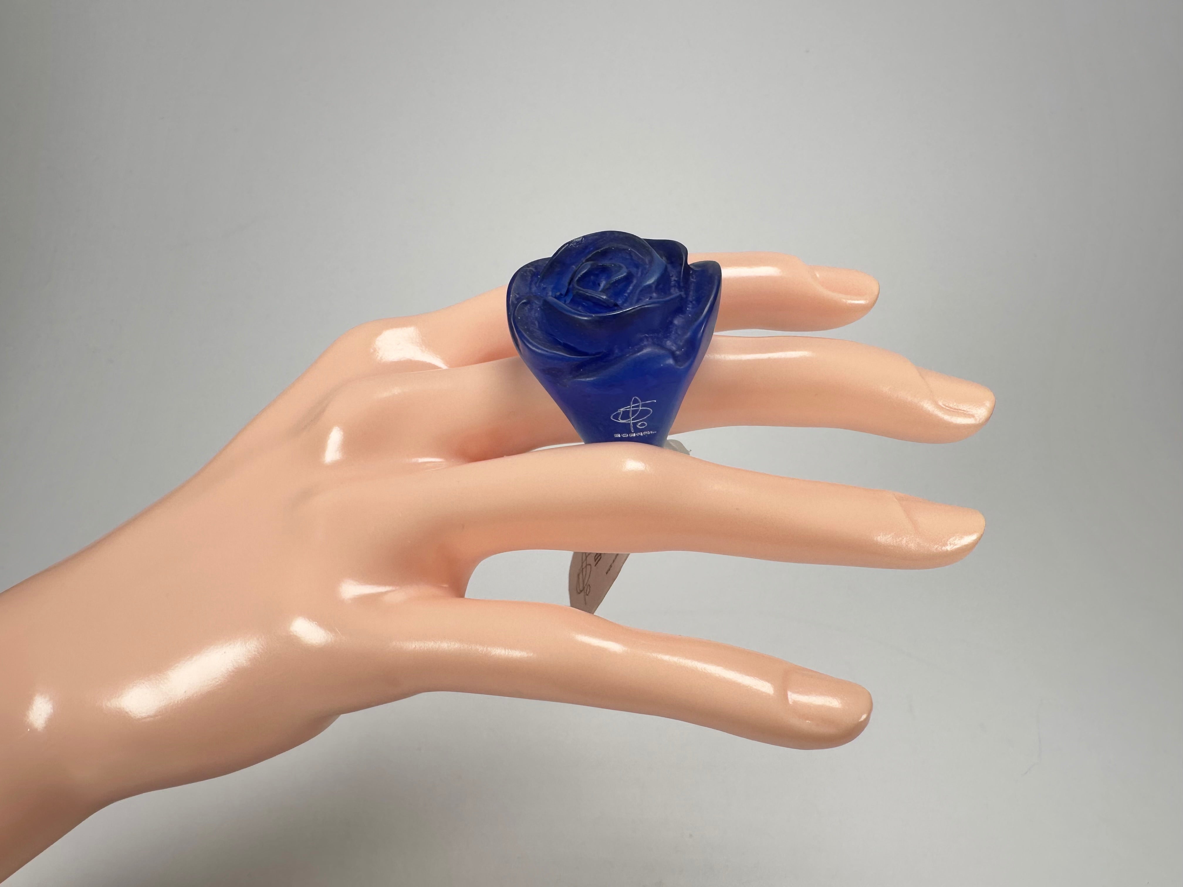 Jackie Brazil "Rose" Royal Blue Resin Rose Ring ( R0585 ) Size UK N / US 6.5