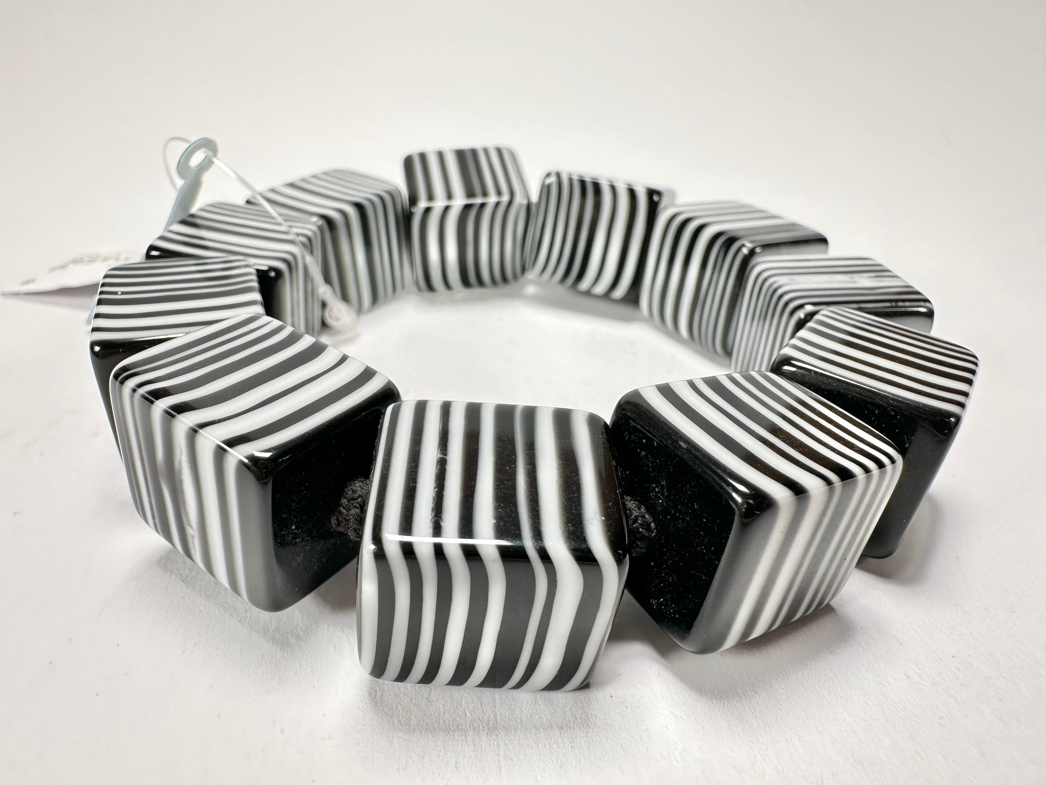 Jackie Brazil "POP" Liquorice Black & White Small Cubes Bracelet ( B0224 )