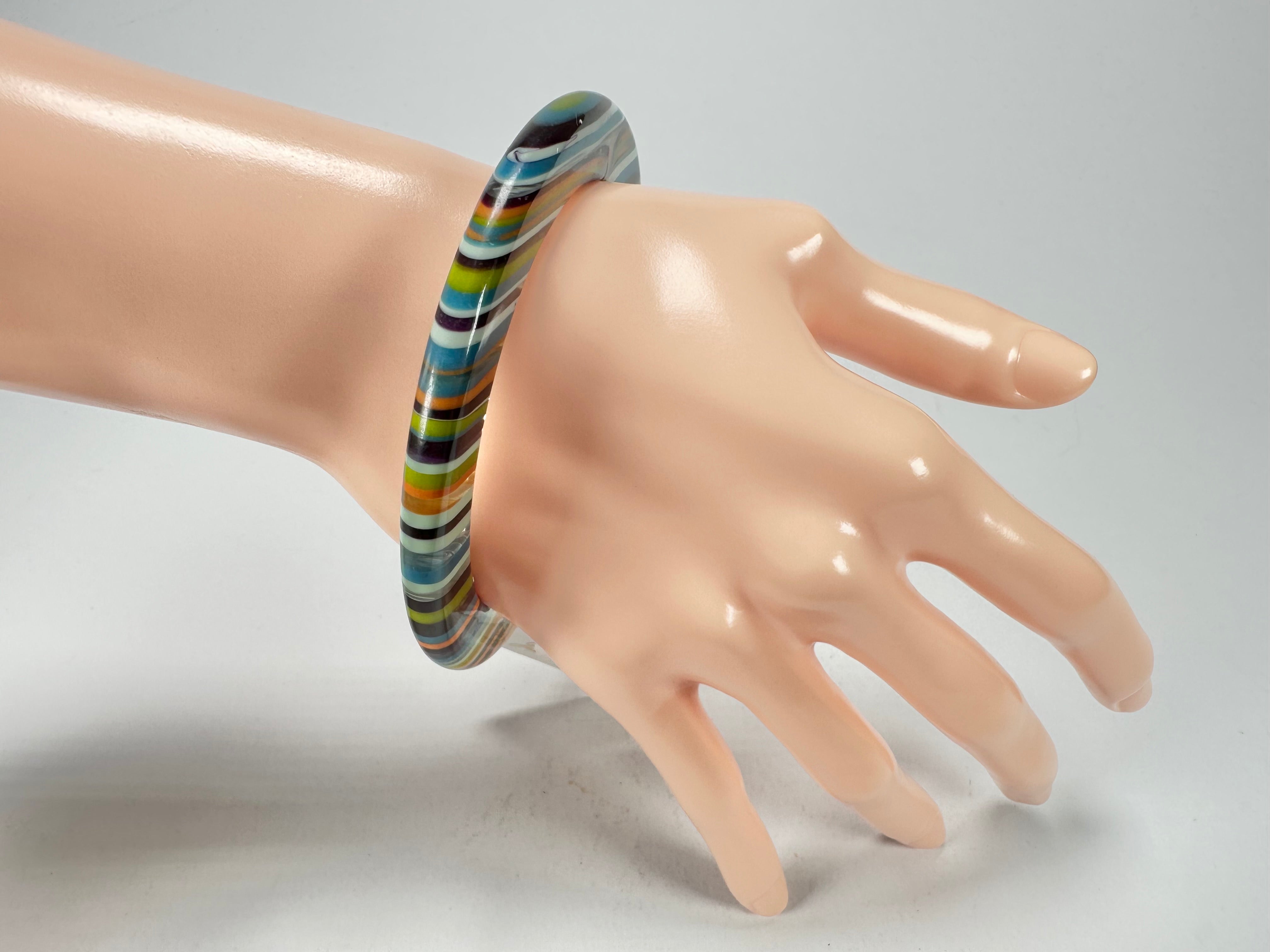 Jackie Brazil "Olympic Circles" Liquorice Allsorts Winter Colour 0.5cm Resin Bangle ( B2336 )