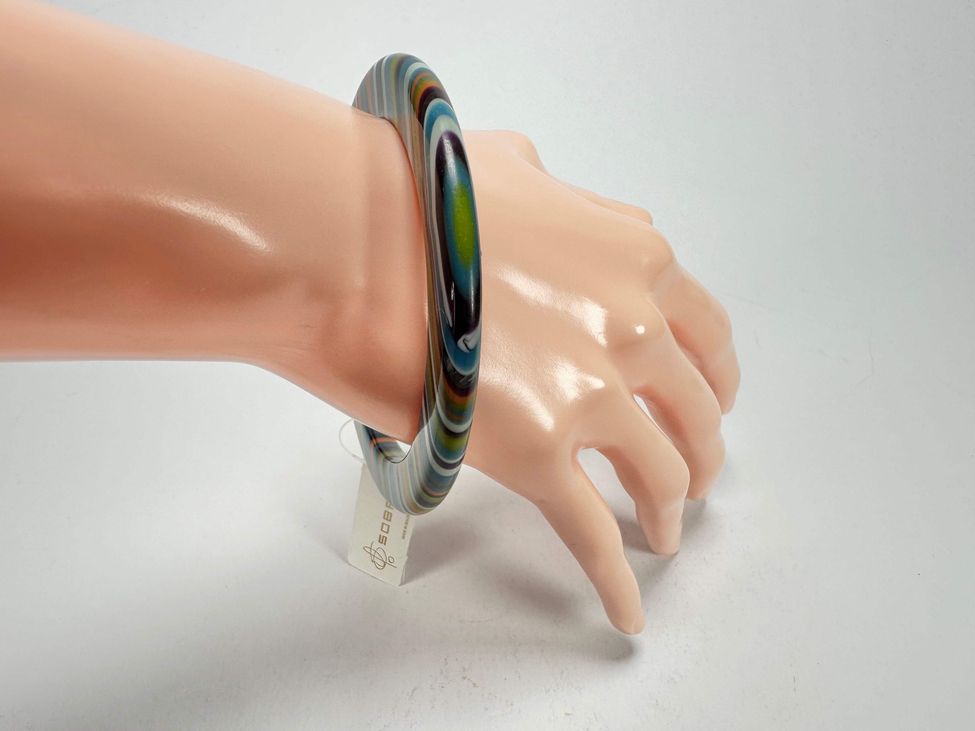 Jackie Brazil "Olympic Circles" Liquorice Allsorts Winter Colour 0.5cm Resin Bangle ( B2336 )