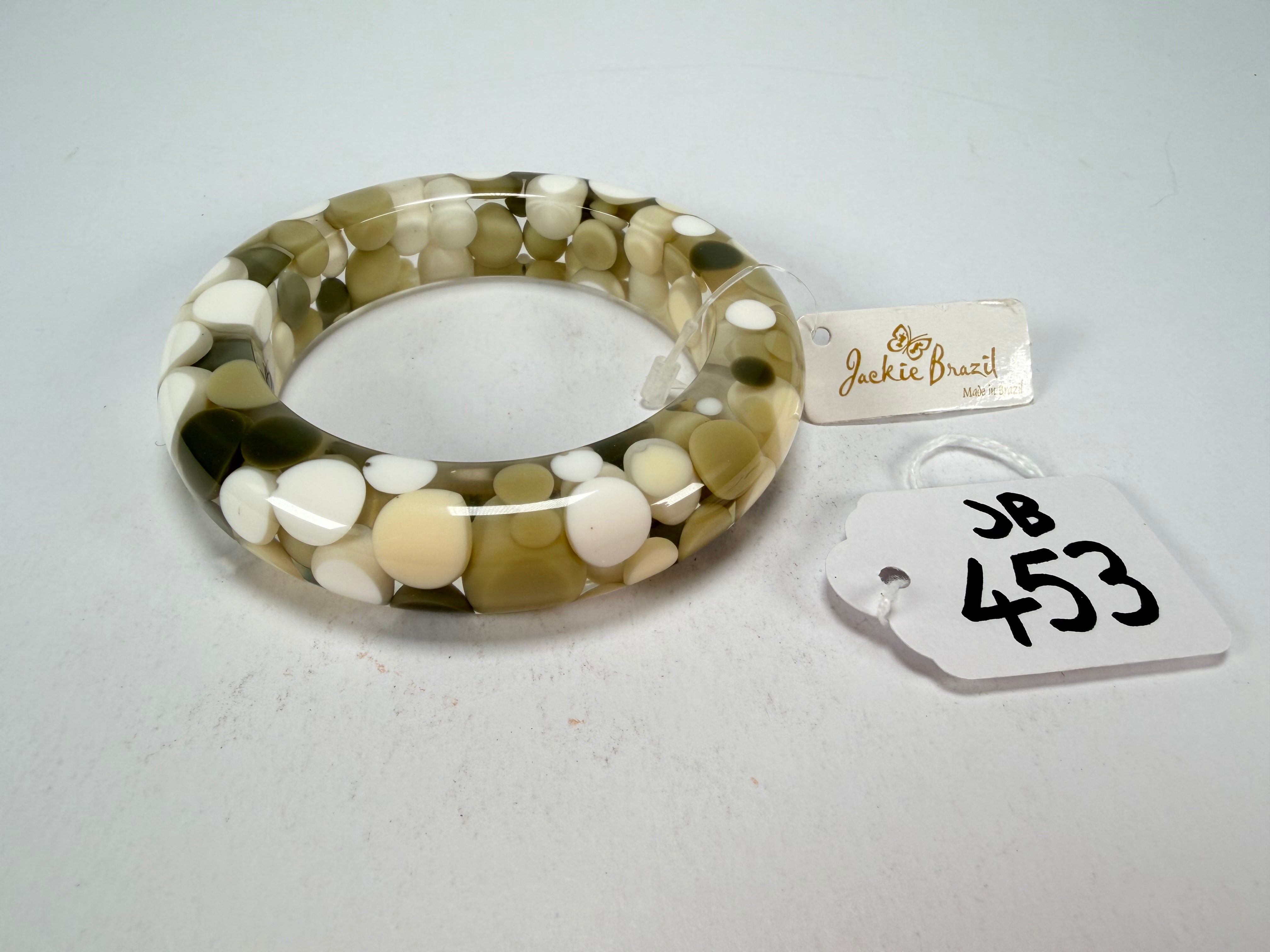 Jackie Brazil "Shinny Spotted" Cream Mix Spots Solid Round Resin 1.7cm Bangle ( B1726 )