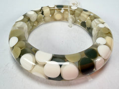 Jackie Brazil "Shinny Spotted" Cream Mix Spots Solid Round Resin 1.7cm Bangle ( B1726 )