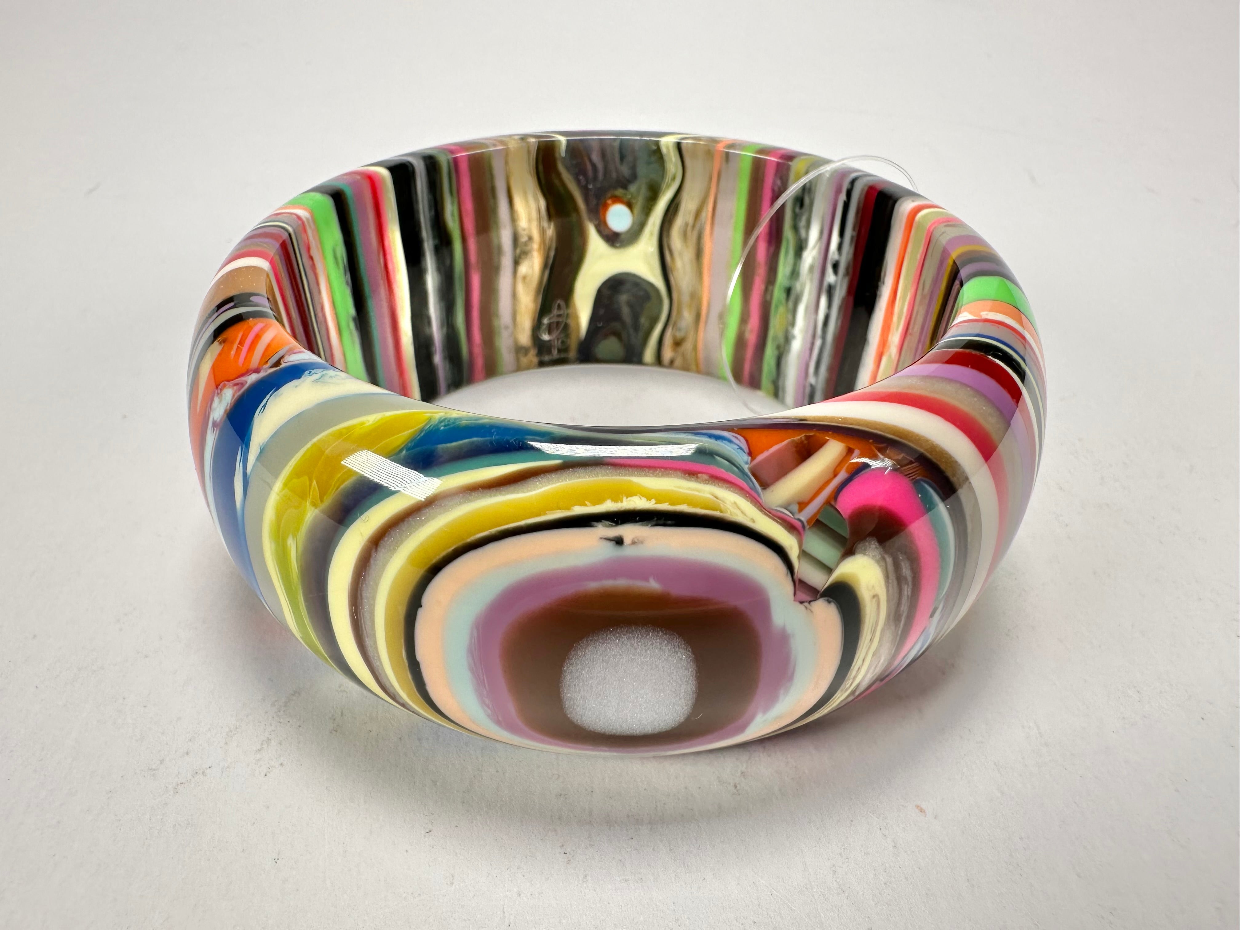Jackie Brazil "All Sorts "Liquorice w/Cat Eye Mix Colours 3.4cm Bangle ( B2444 )