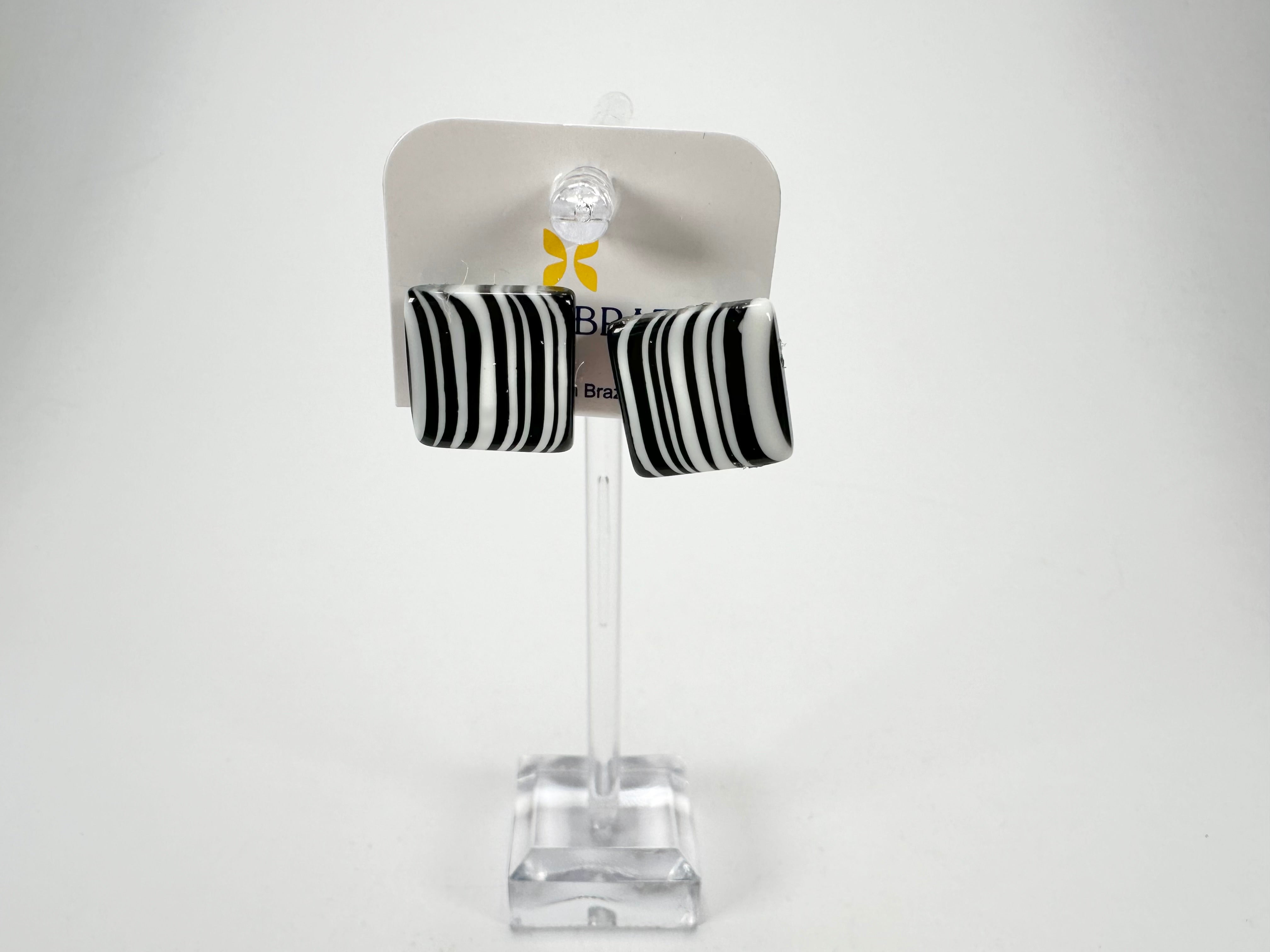 Jackie Brazil "Liquorice" Black & White Small Square Resin Clip On Earrings ( E0074 )