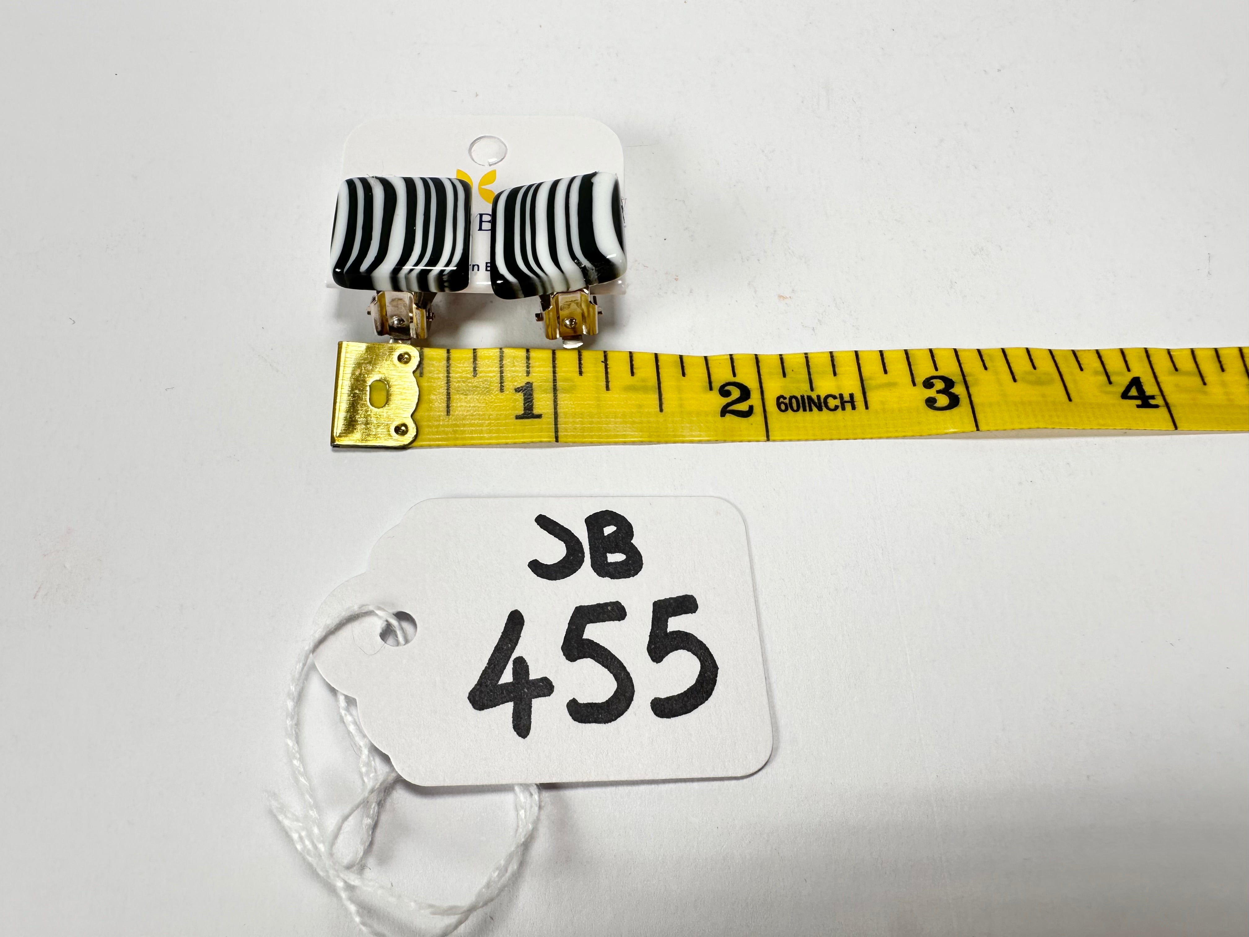 Jackie Brazil "Liquorice" Black & White Small Square Resin Clip On Earrings ( E0074 )