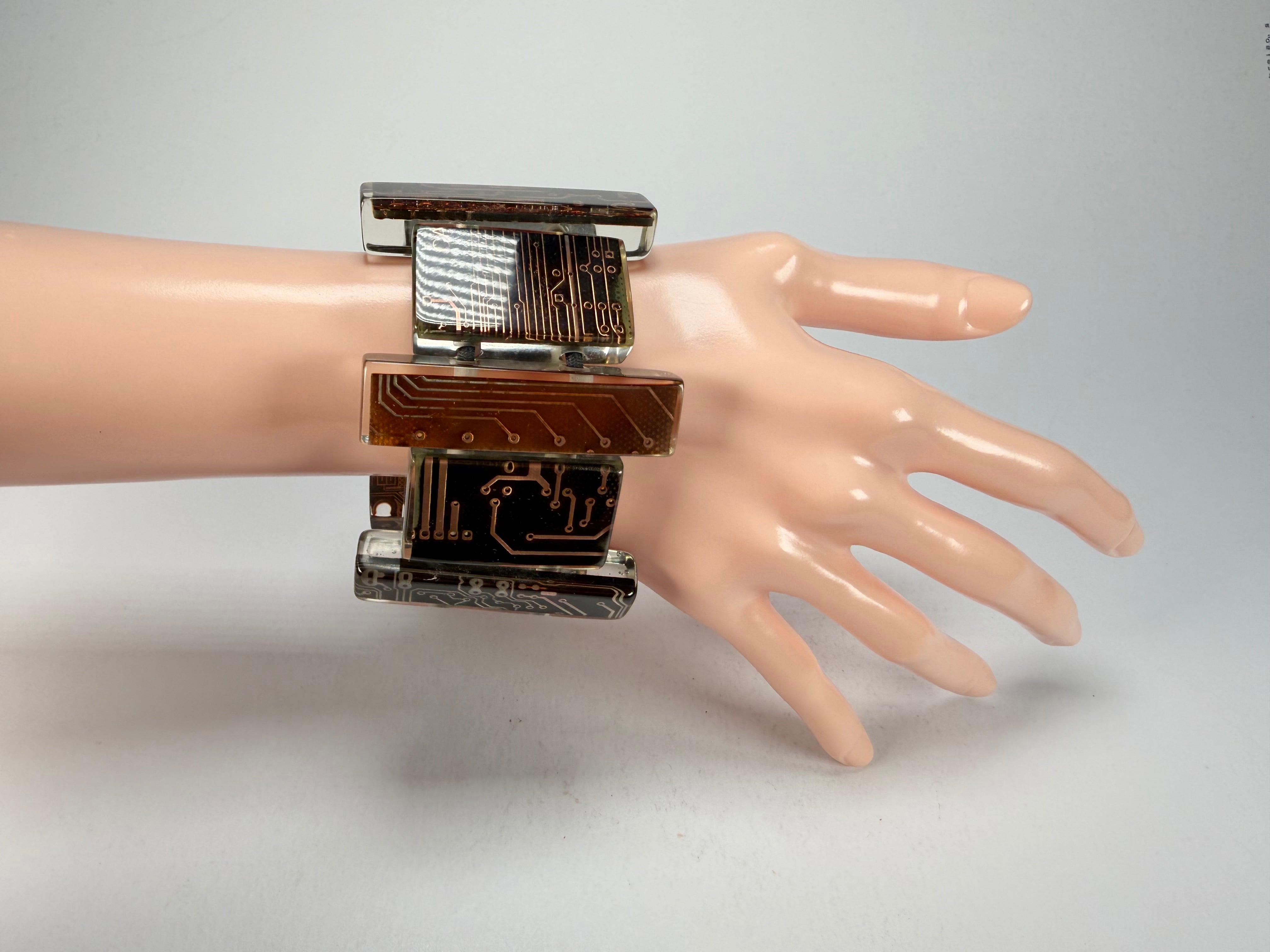 Jackie Brazil "Flash" Digital Mix Rectangles Elasticated Bracelet ( B3237 )