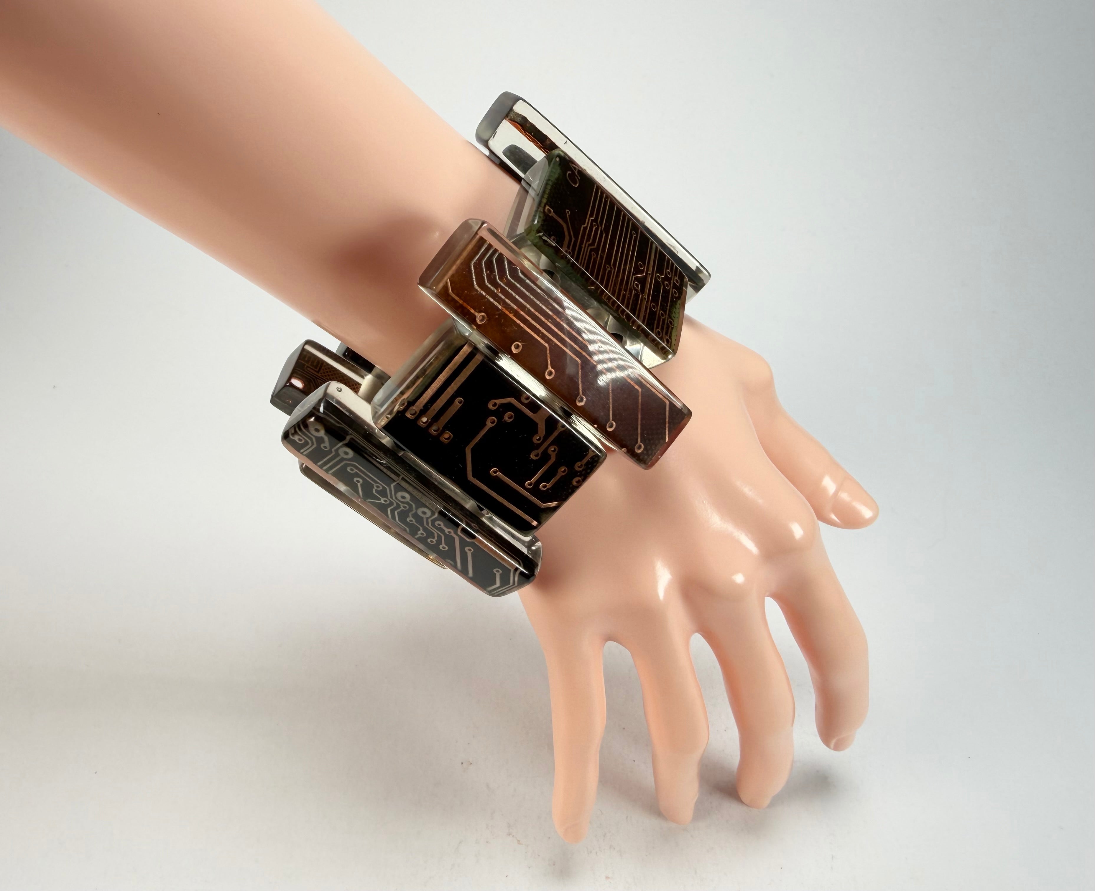 Jackie Brazil "Flash" Digital Mix Rectangles Elasticated Bracelet ( B3237 )