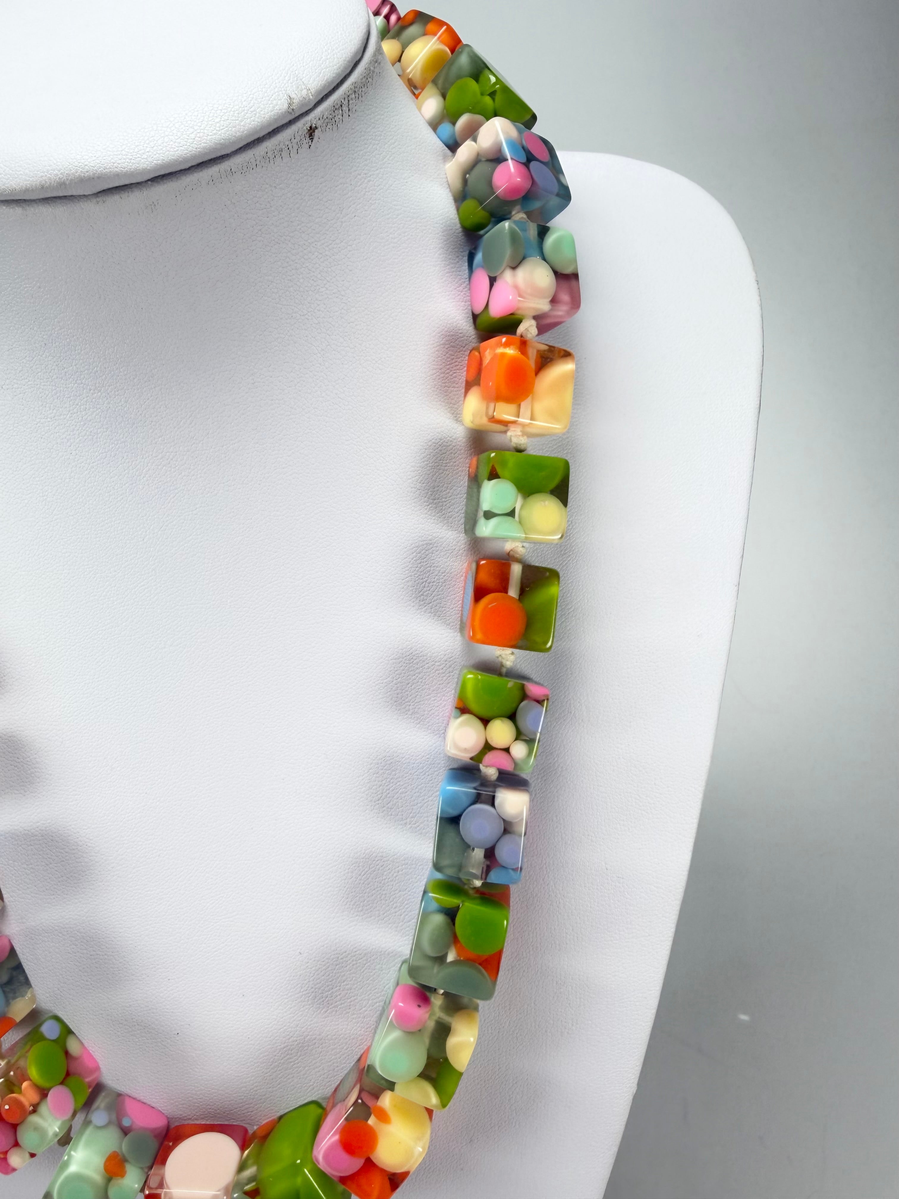 Jackie Brazil "Carlo Spotted Cubes" Spring Colour Spots Resin Necklace 50cm ( N1396 )