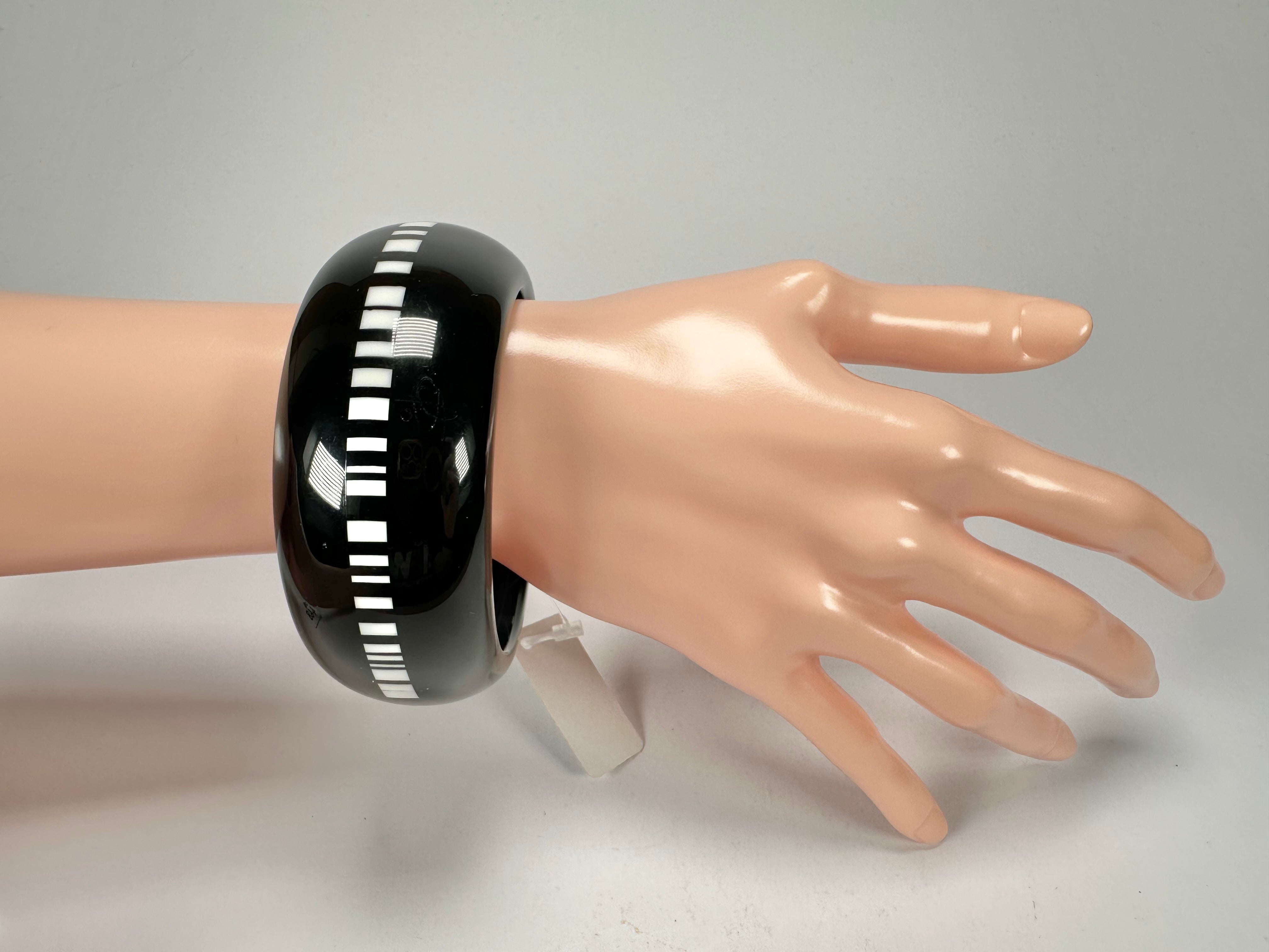 Jackie Brazil "Bar Code" Black & White Solid Round 3.4cm Bangle ( B2162 )