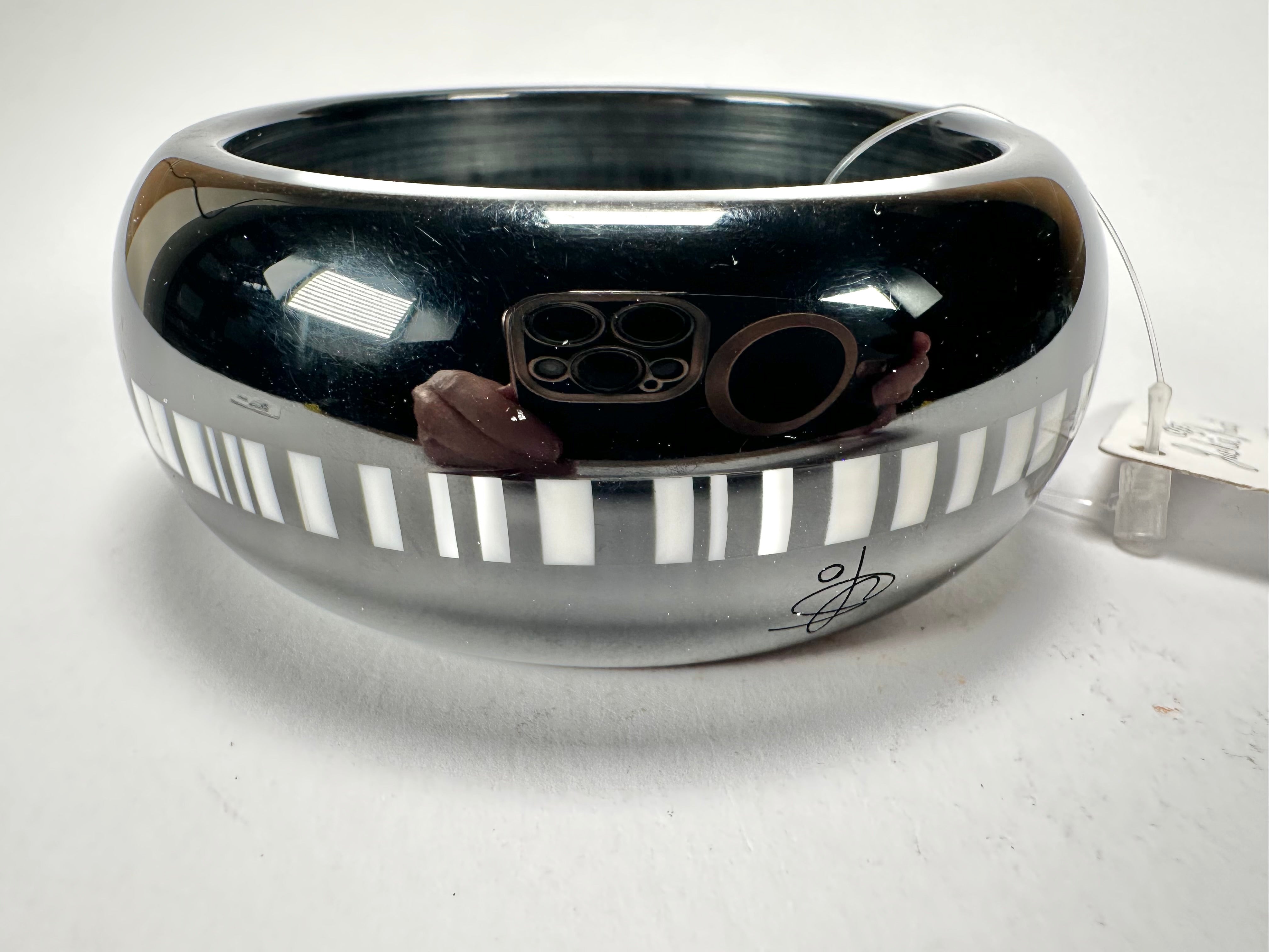 Jackie Brazil "Bar Code" Black & White Solid Round 3.4cm Bangle ( B2162 )