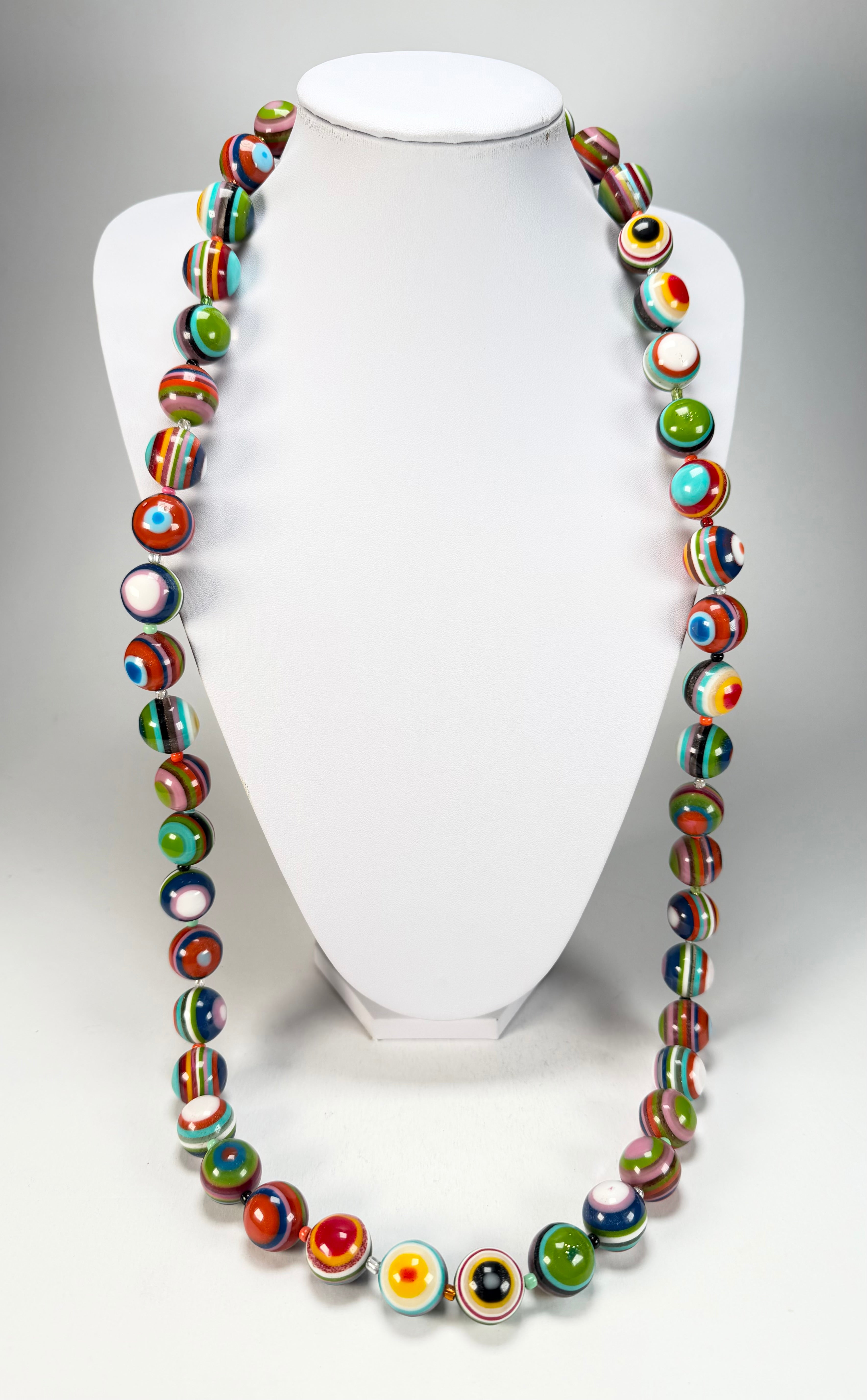 Jackie Brazil "Lola" Liquorice Stripes Medium Spheres 110cm Resin Necklace ( N2900 )