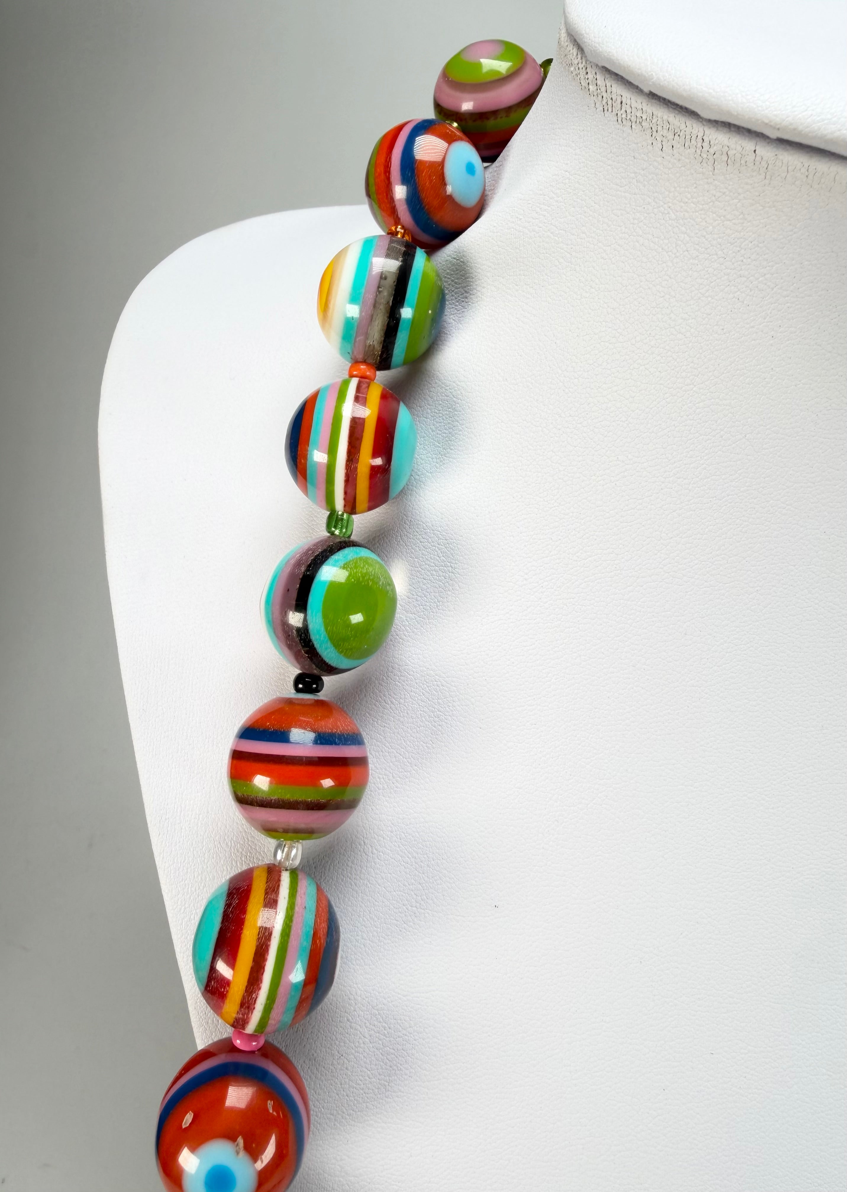Jackie Brazil "Lola" Liquorice Stripes Medium Spheres 110cm Resin Necklace ( N2900 )