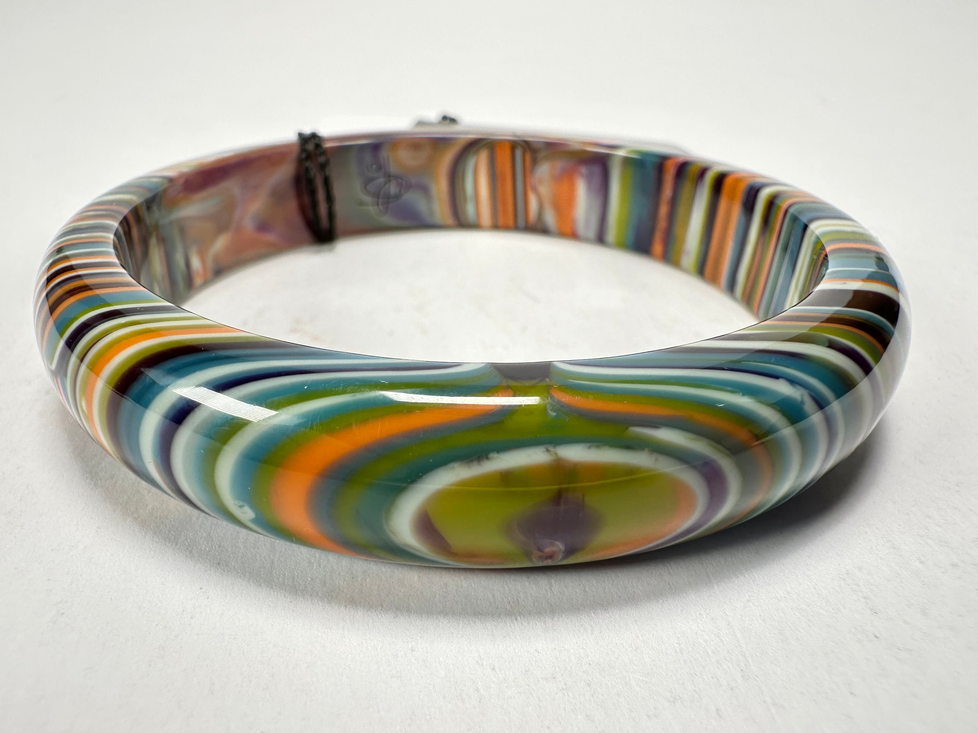 Jackie Brazil "Thin Cat Eye" Liquorice Allsorts with Cat Eye Winter Colour 1.3cm Resin Bangle ( B1151 )