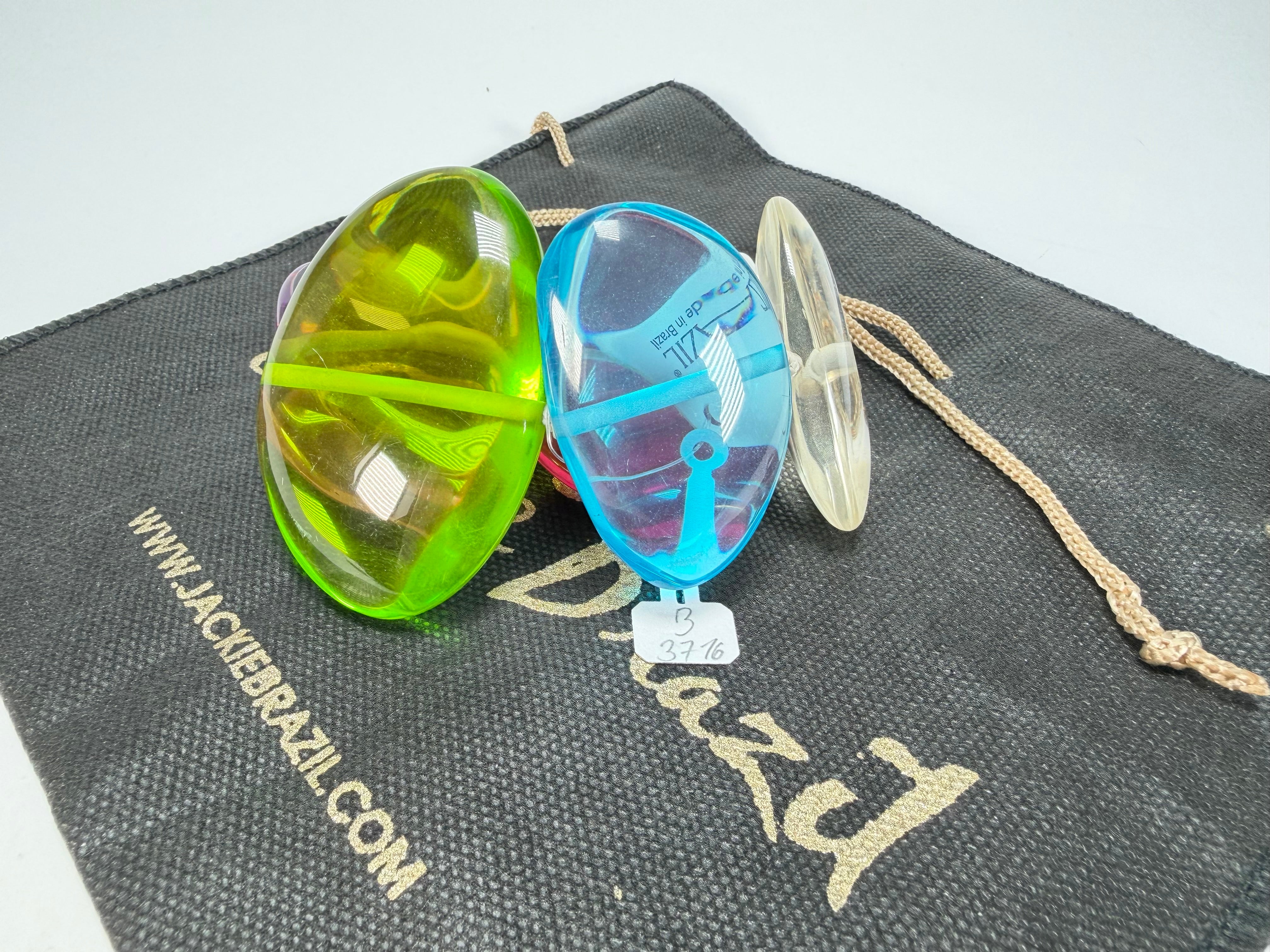 Jackie Brazil "Riverstones" Transparent Summer Mix Stone Large Flat Stones On Elastic Bracelet ( B3716 )