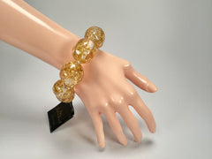 Jackie Brazil "Pebbles On Elastic" Gold Flakes Resin Bracelet ( B2693 )