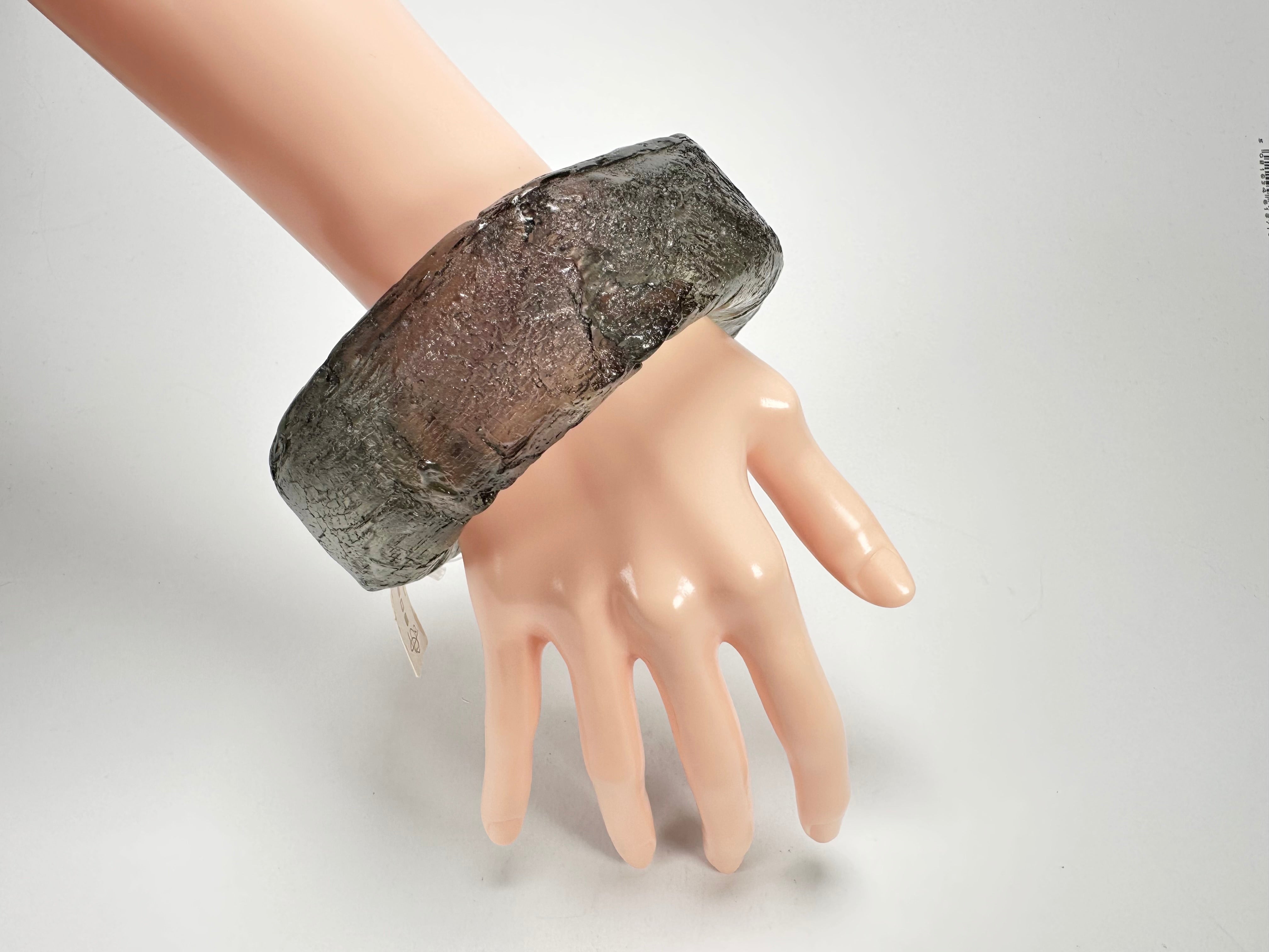 Jackie Brazil "Smoked Crystal" Charcoal Donut Solid Round Large Bangle ( B2790 )