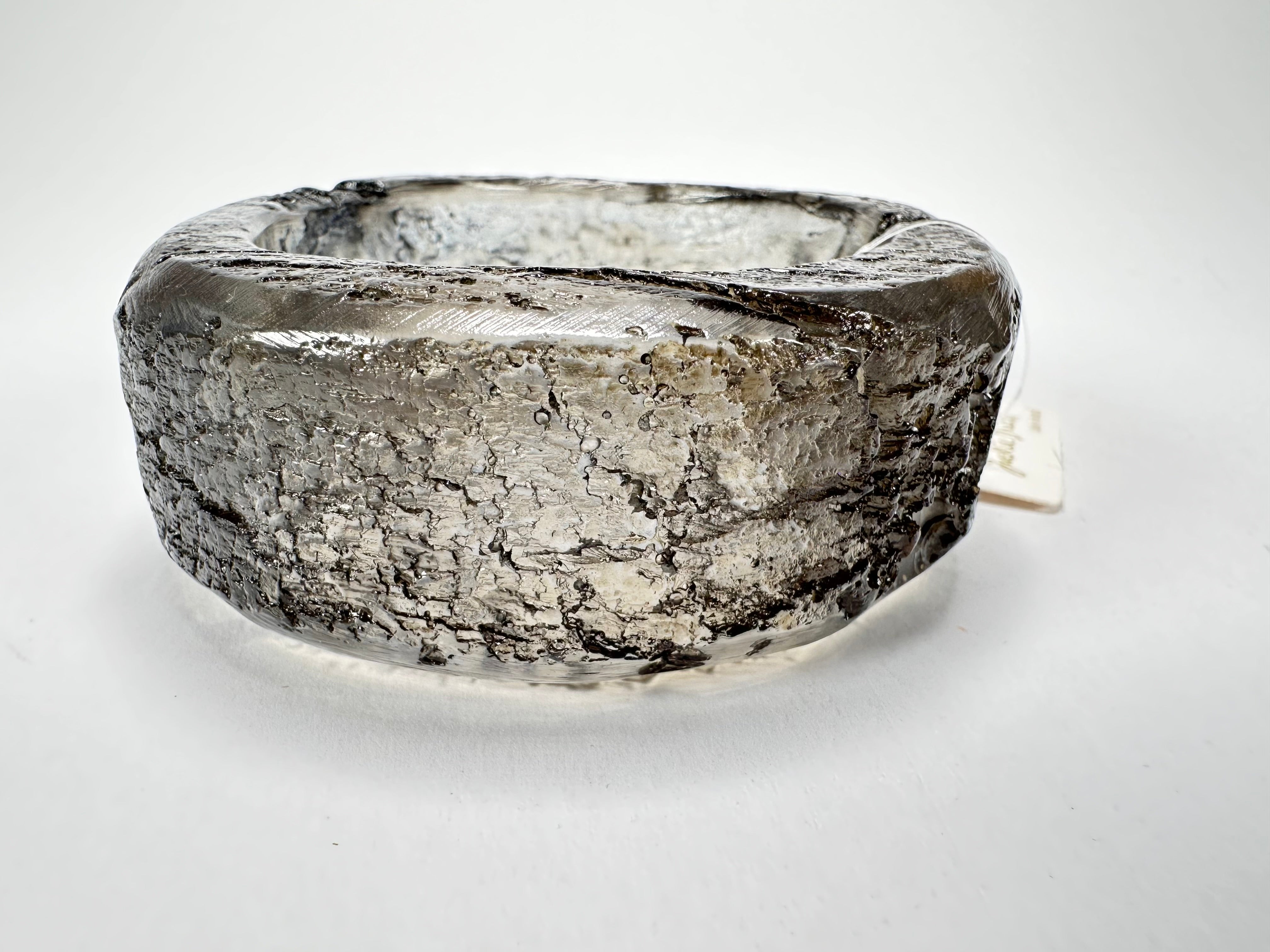 Jackie Brazil "Smoked Crystal" Charcoal Donut Solid Round Medium Bangle ( B2876 )