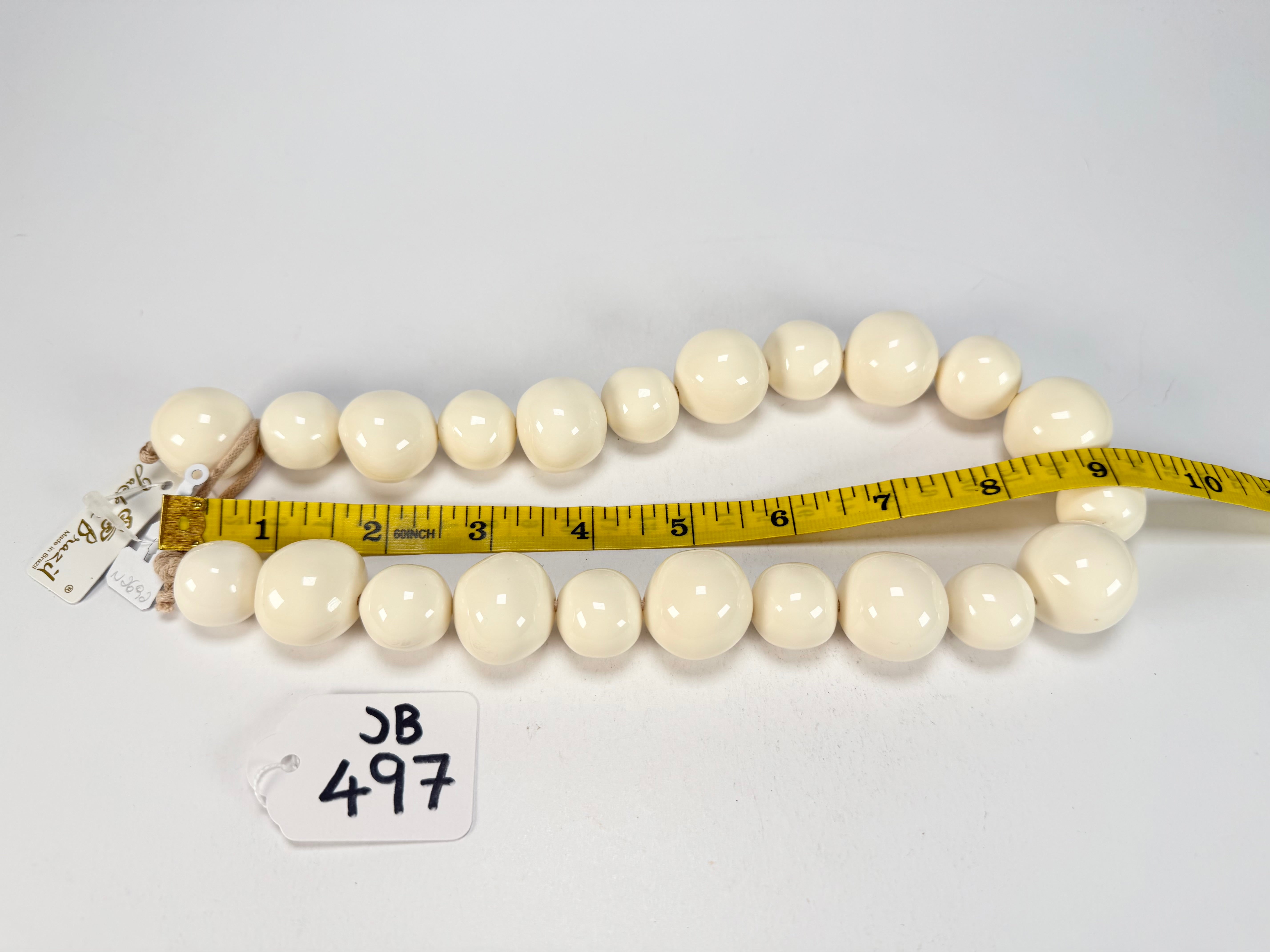 Jackie Brazil "Large Spheres" Cream Short Abstract Necklace 50cm ( N2692 )