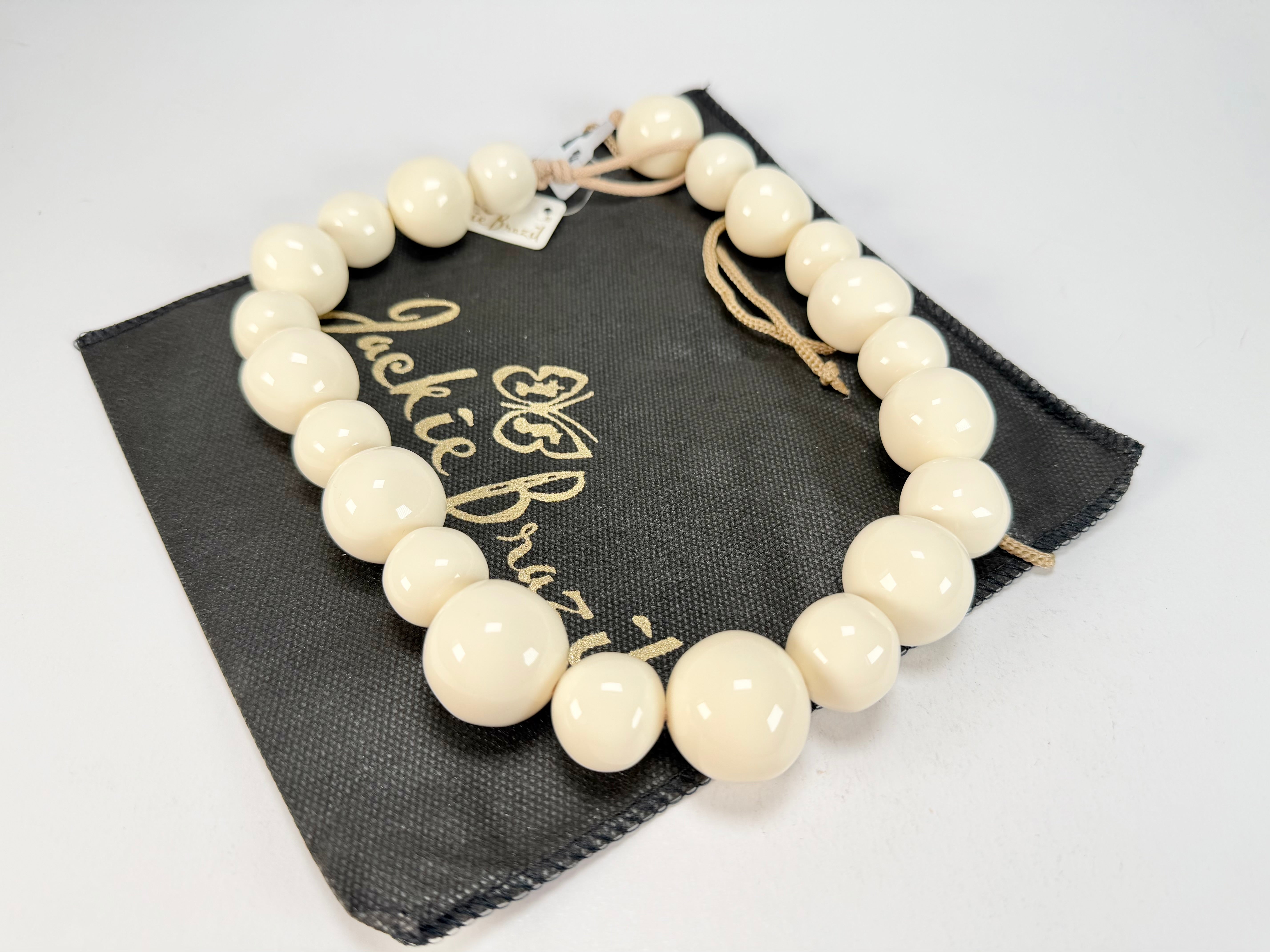 Jackie Brazil "Large Spheres" Cream Short Abstract Necklace 50cm ( N2692 )