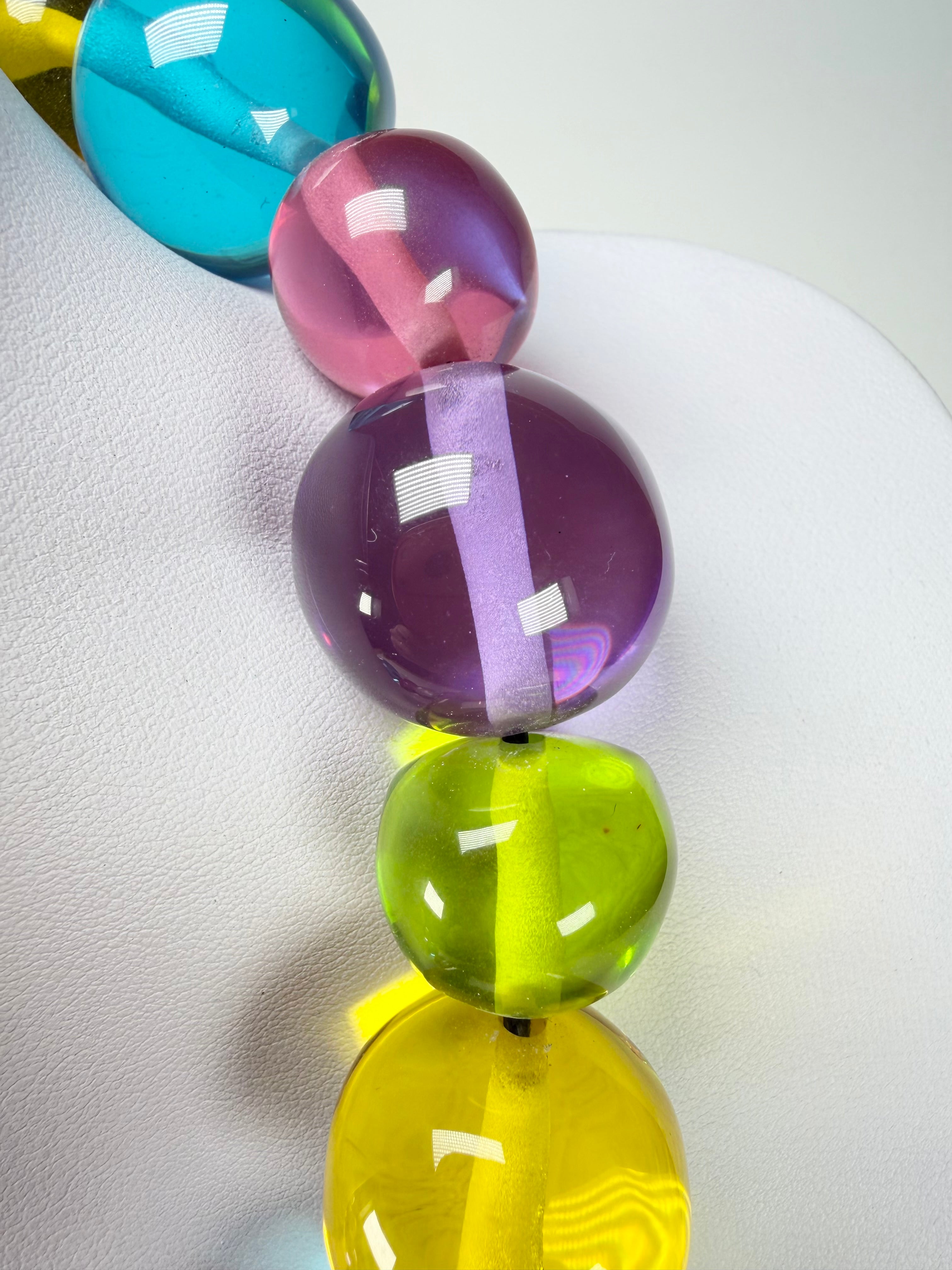Jackie Brazil "Large Spheres" Transparent Paris Mix Short Abstract Necklace 50cm ( N2692 )