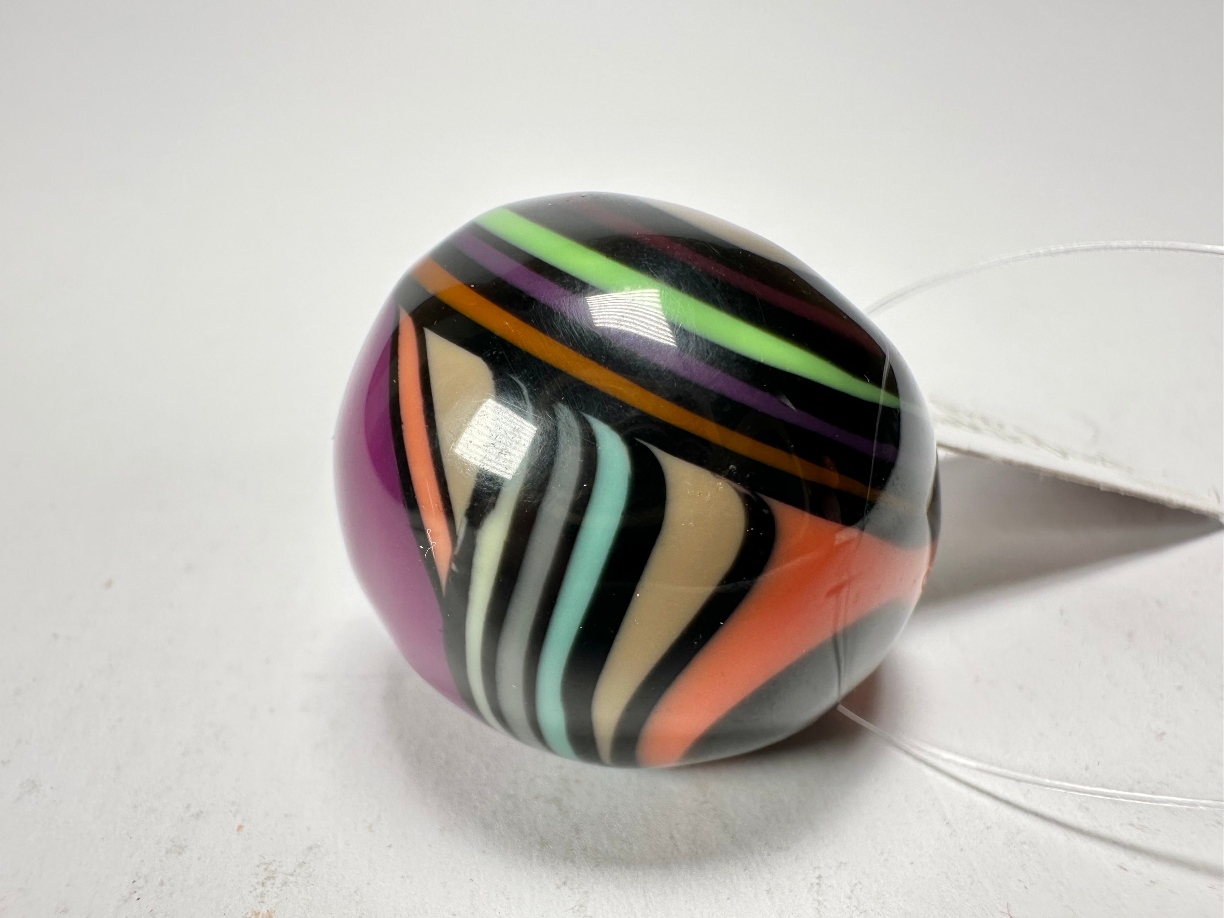 Jackie Brazil "Berlin" Swirls Purple Large Round Resin Ring ( R3195 ) Size UK P / USA 7.5