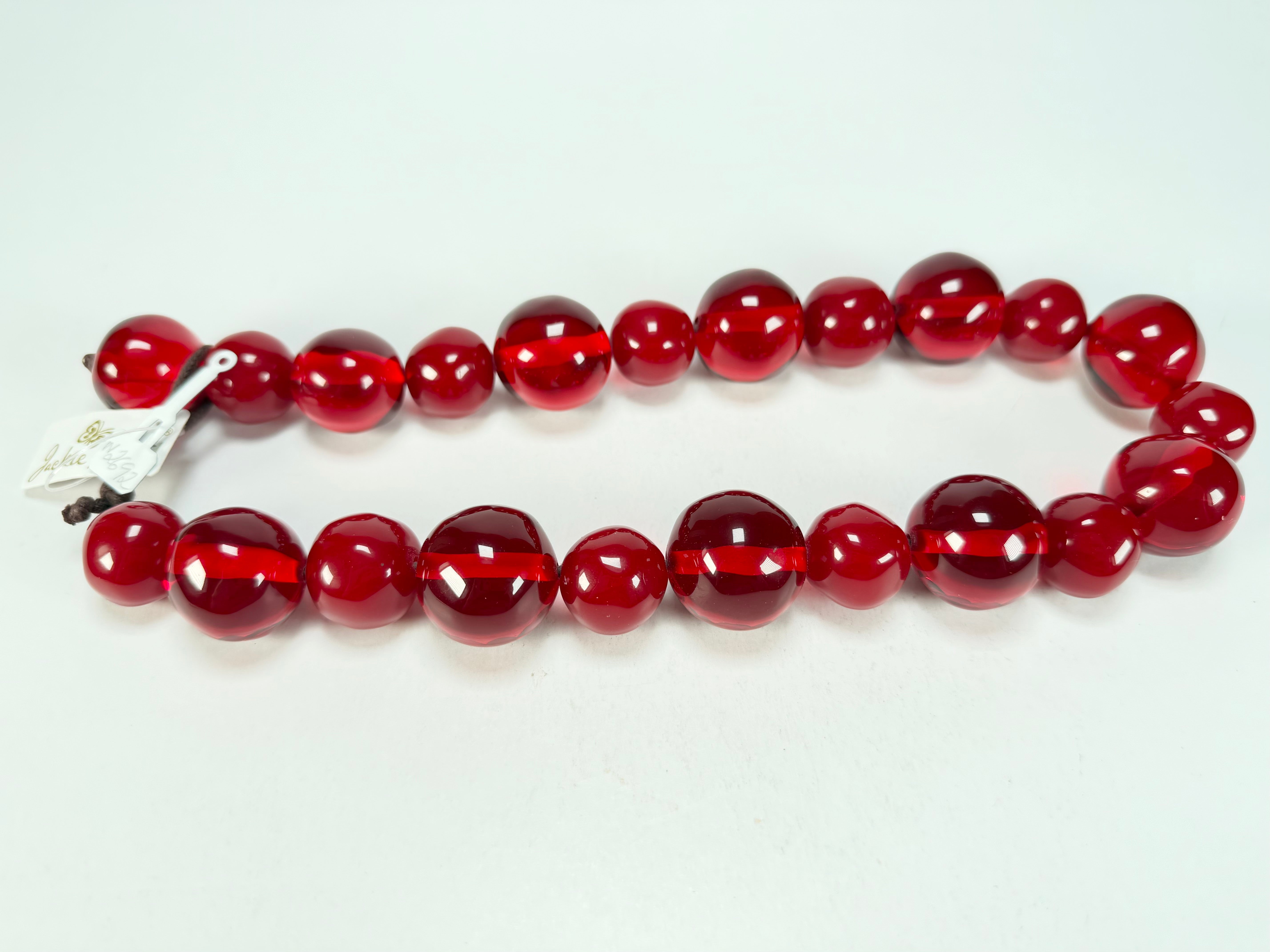 Jackie Brazil "Large Spheres" Red Mix Short Abstract Necklace 50cm ( N2692 )