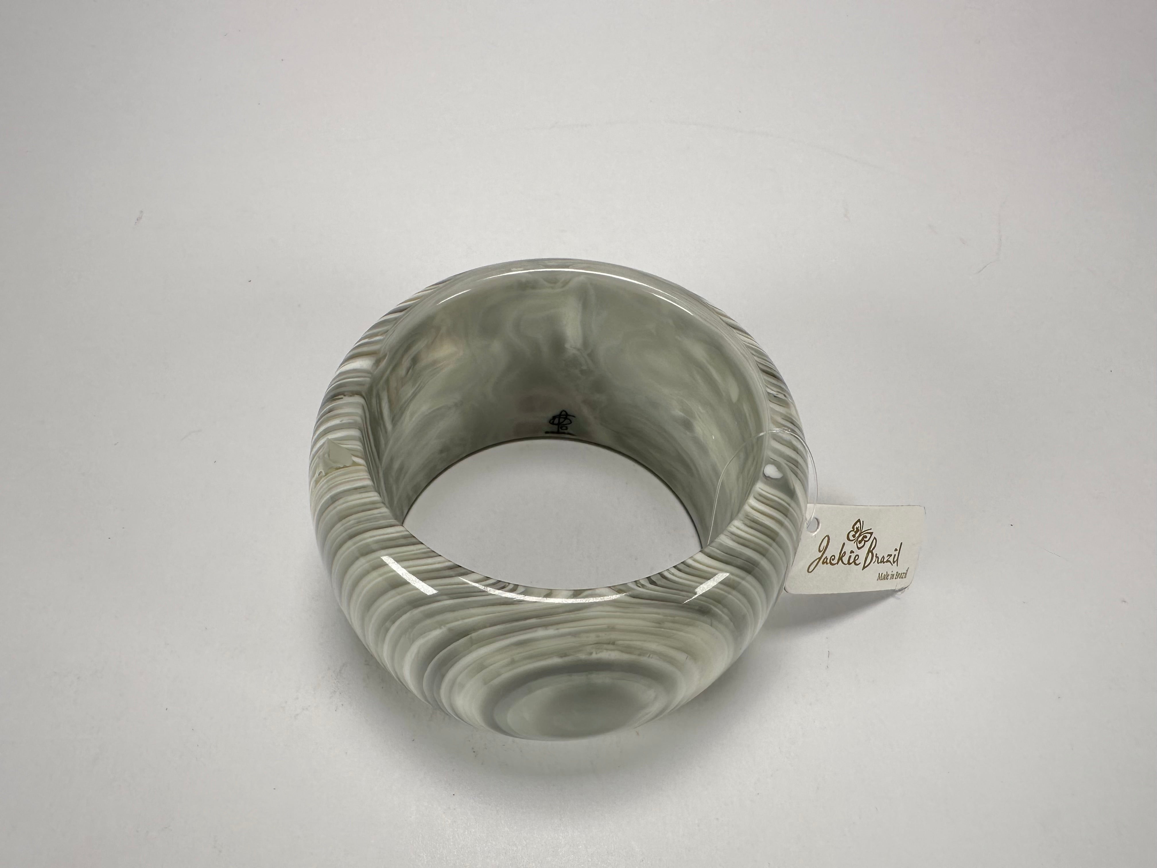 Jackie Brazil "Tiger" Liquorice Allsorts with Cat Eye Cream Mix 5cm Resin Bangle ( B0932 )