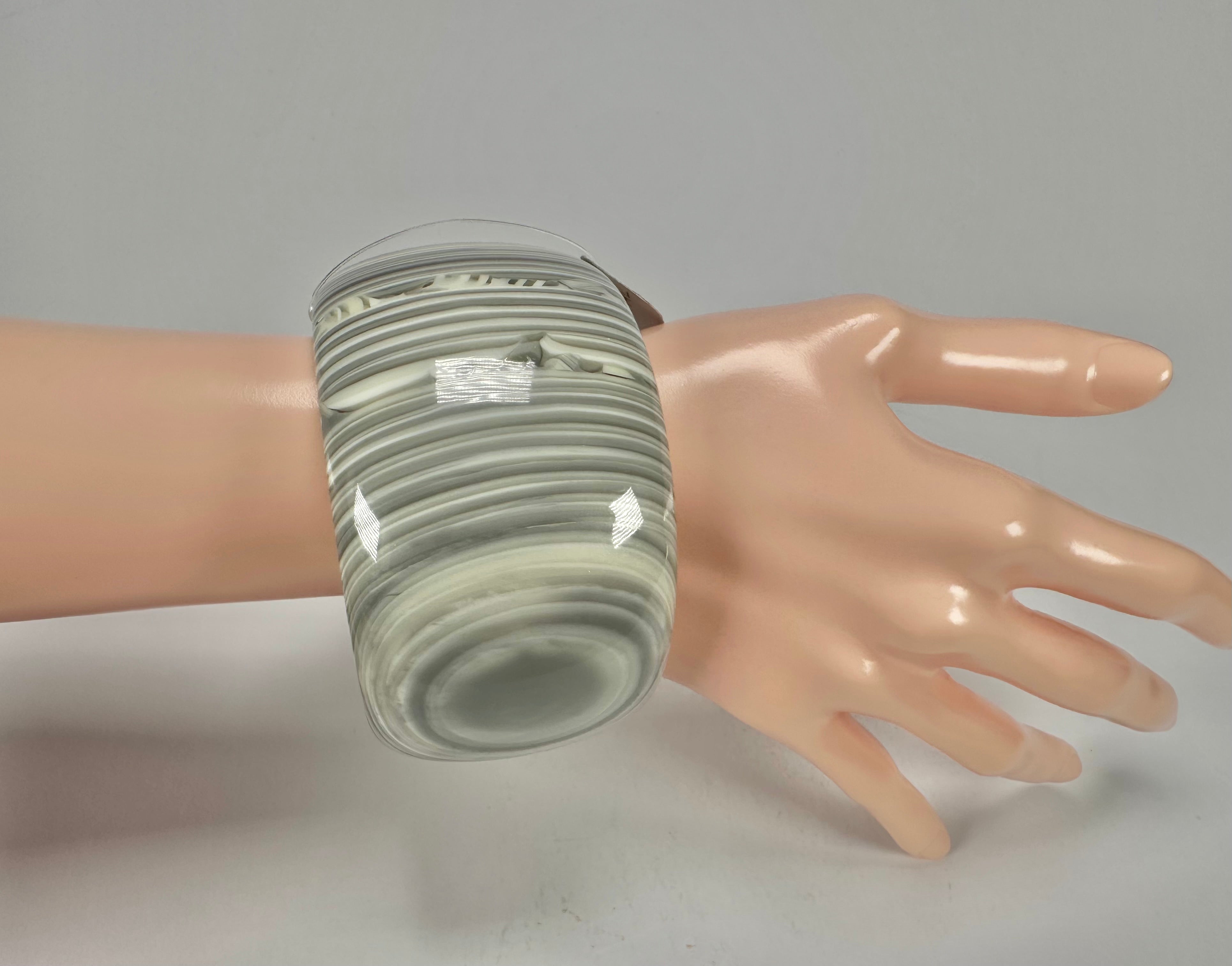 Jackie Brazil "Tiger" Liquorice Allsorts with Cat Eye Cream Mix 5cm Resin Bangle ( B0932 )