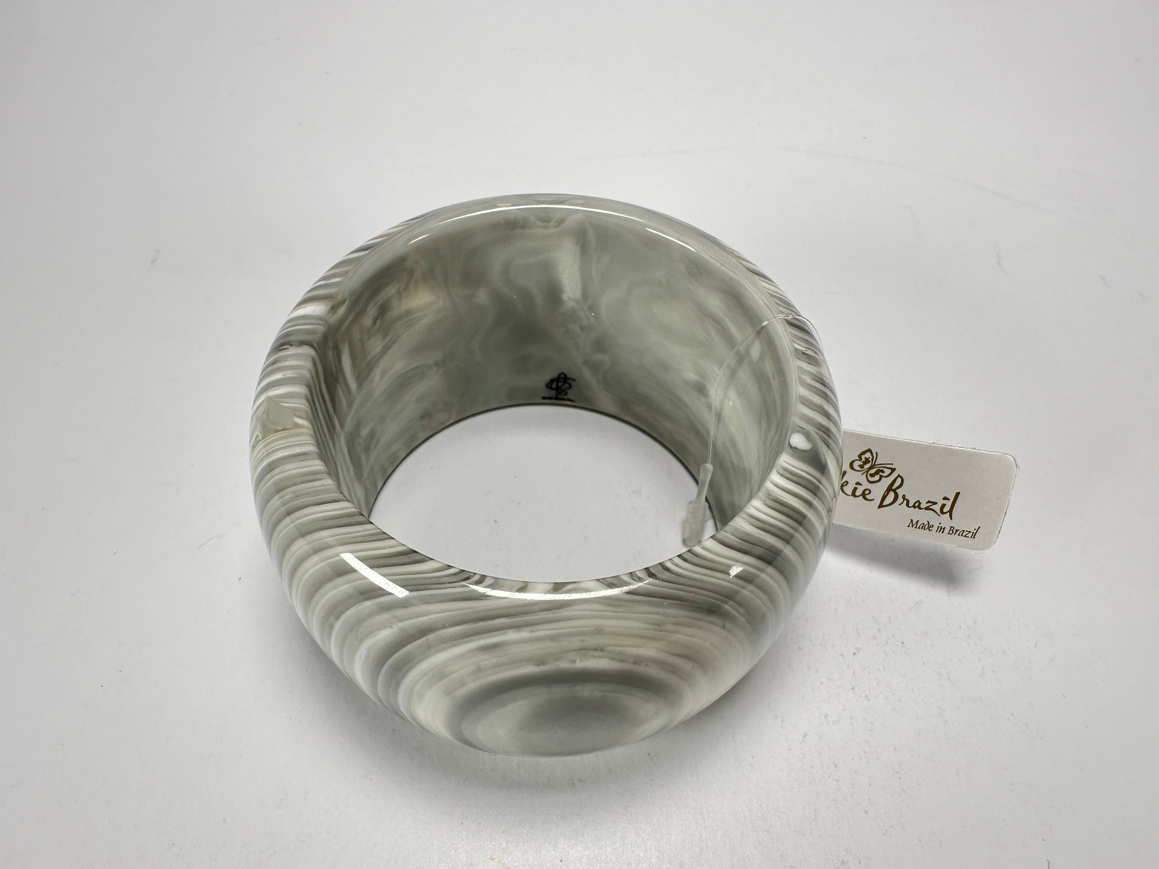 Jackie Brazil "Tiger" Liquorice Allsorts with Cat Eye Cream Mix 5cm Resin Bangle ( B0932 )