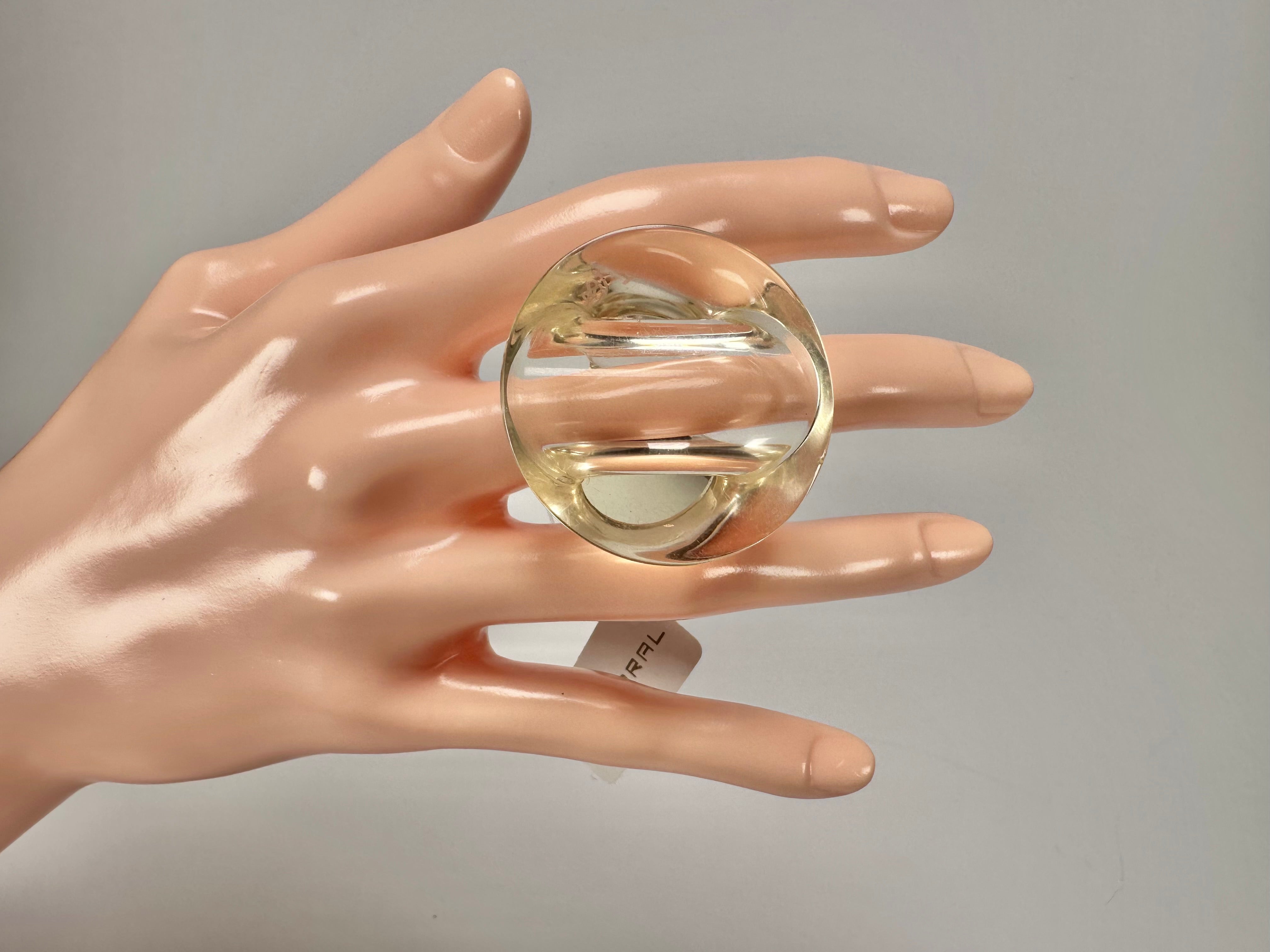 Jackie Brazil "Acrobatic" Transparent Crystal Flat Round Resin Ring ( R2605 ) Size UK P / US 8