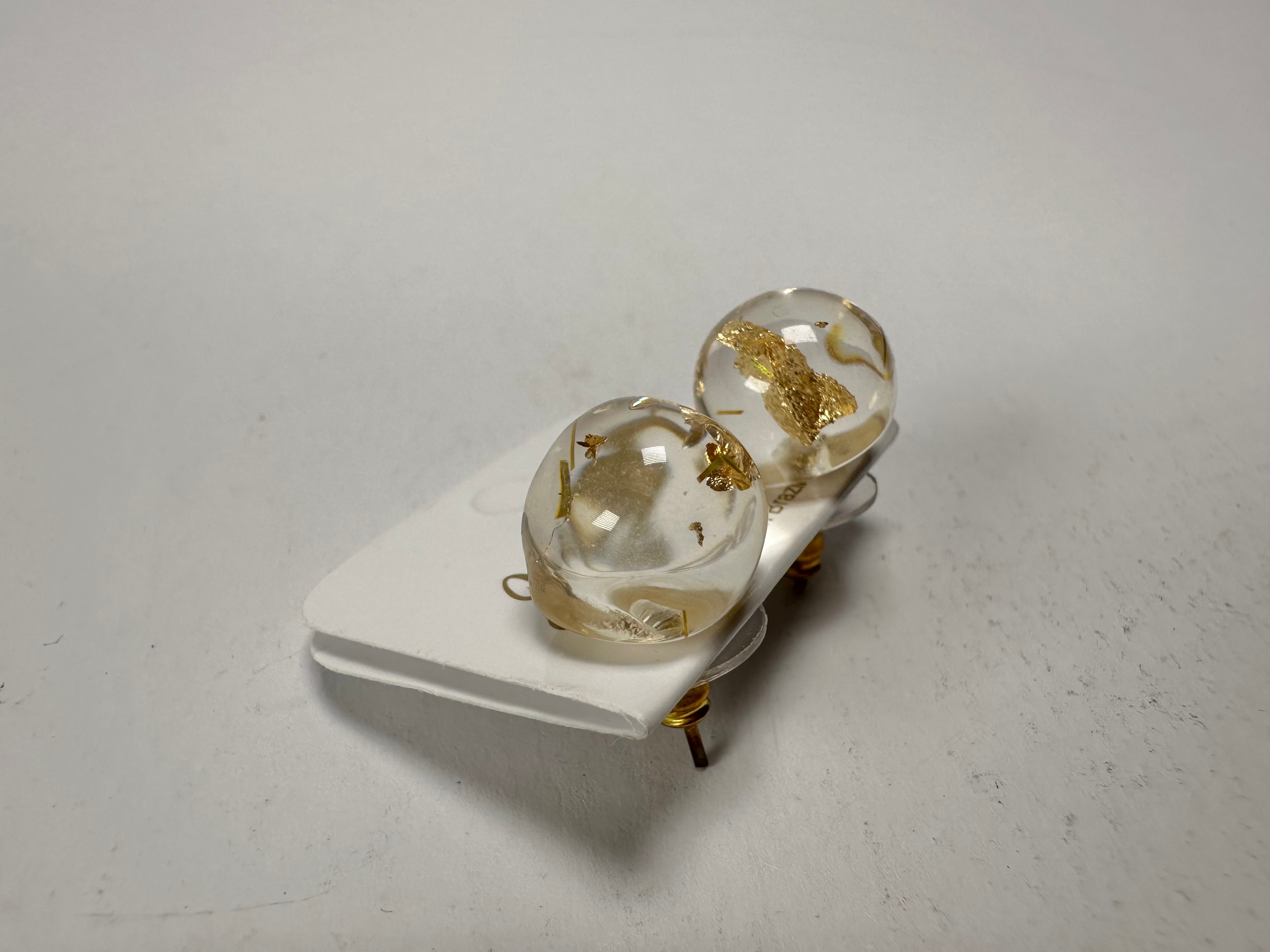 Jackie Brazil "Betty" Gold Flakes Small Ball Stud Resin Earrings ( E0095 )