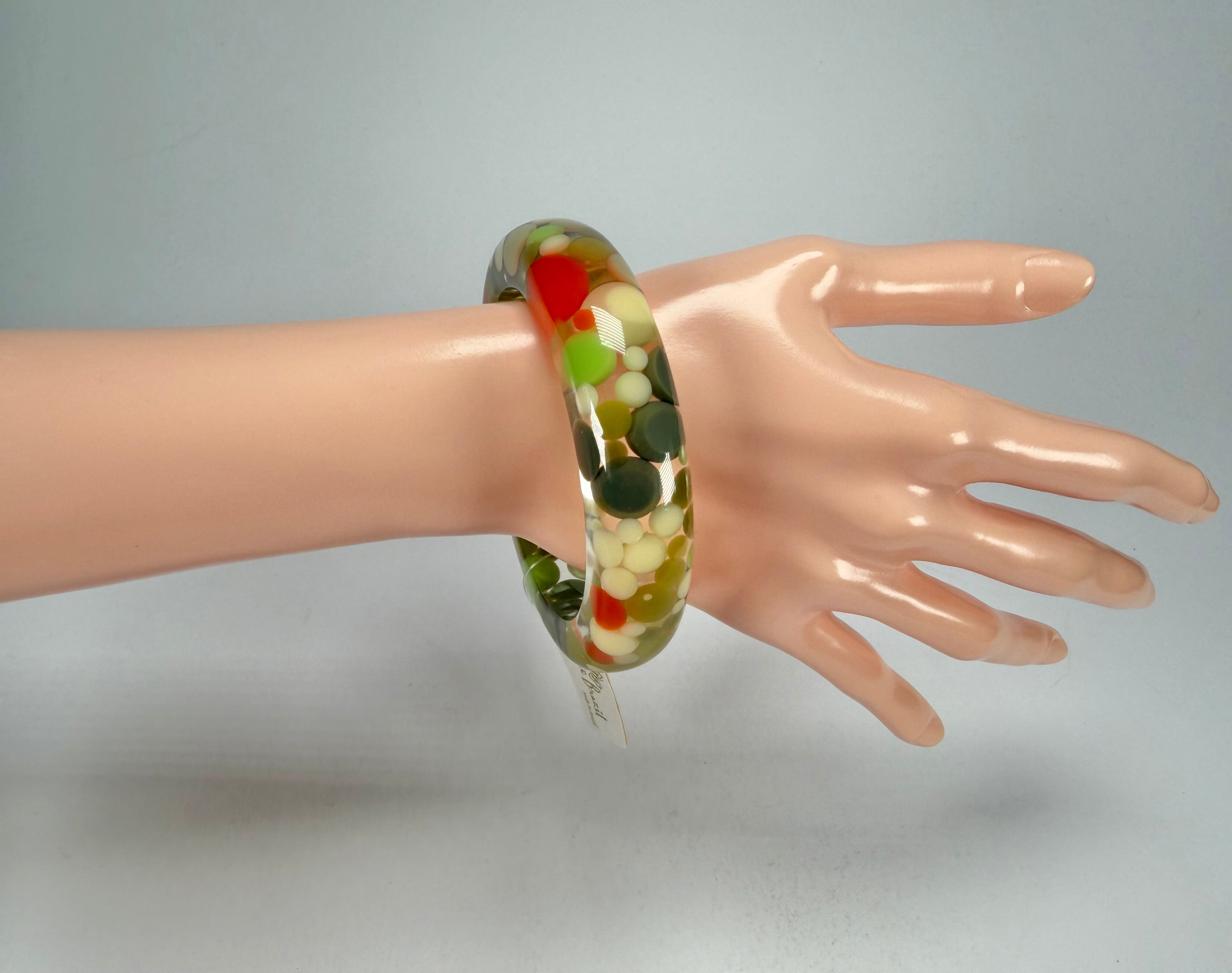 Jackie Brazil "Shinny Spotted" Green Mix Spots Solid Round Resin 1.7cm Bangle ( B1726 )