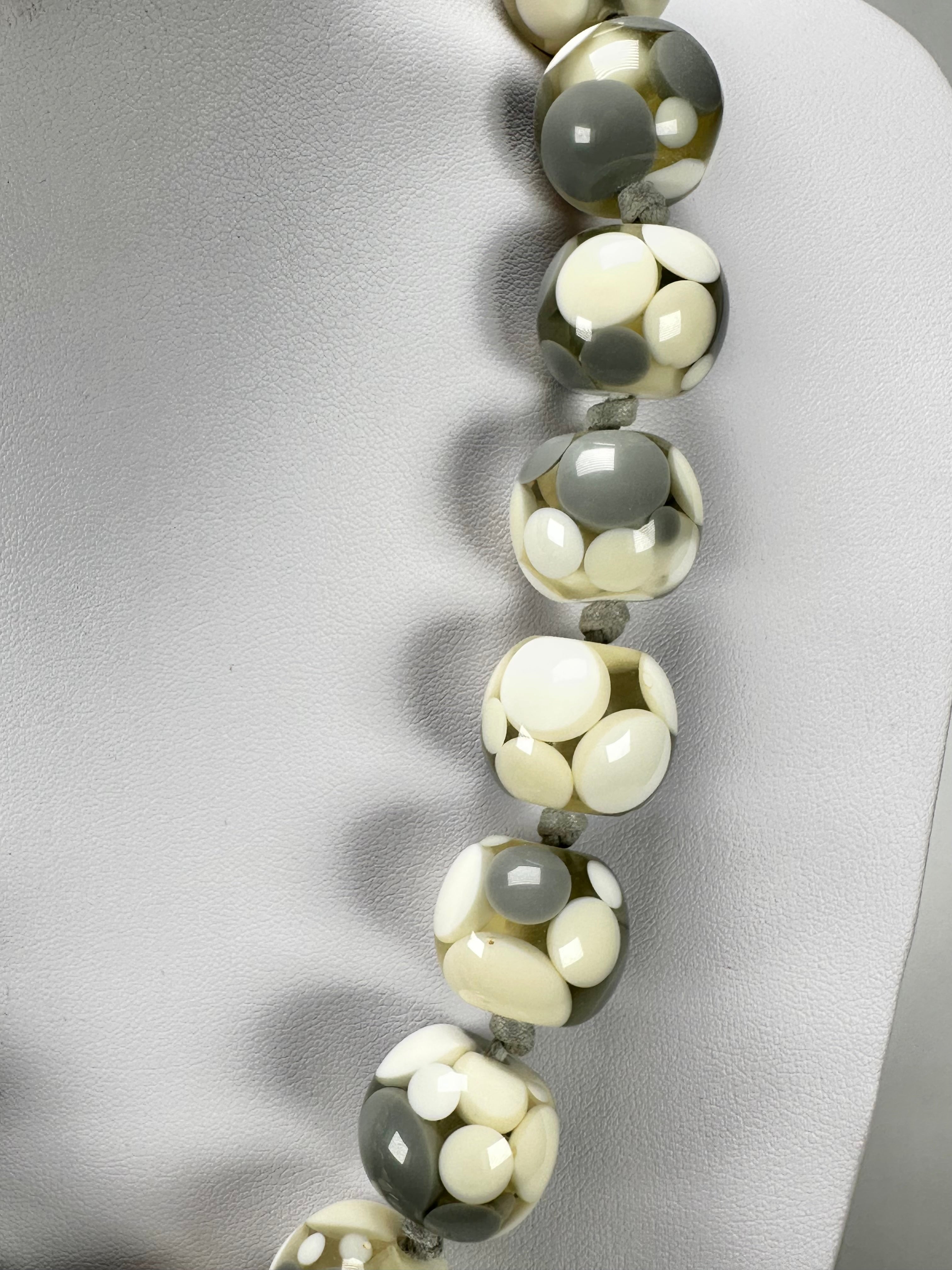 Jackie Brazil "Spotted Balls" Cream Spots Resin Necklace 50cm ( N1500 )
