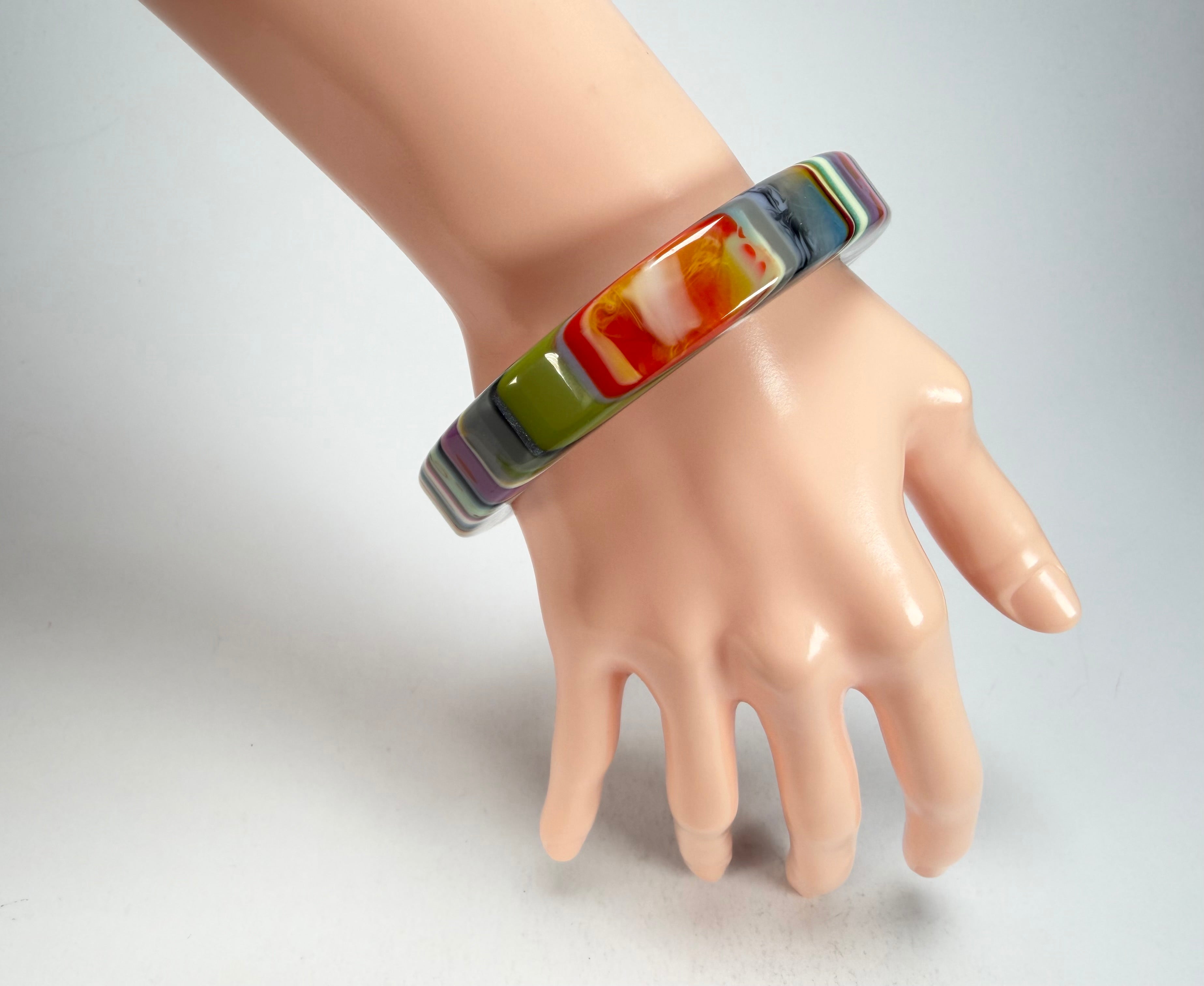 Jackie Brazil "Cat Eye" Liquorice Allsorts with Cat Eye Mix Colours 1.3cm Resin Bangle ( B1034 )