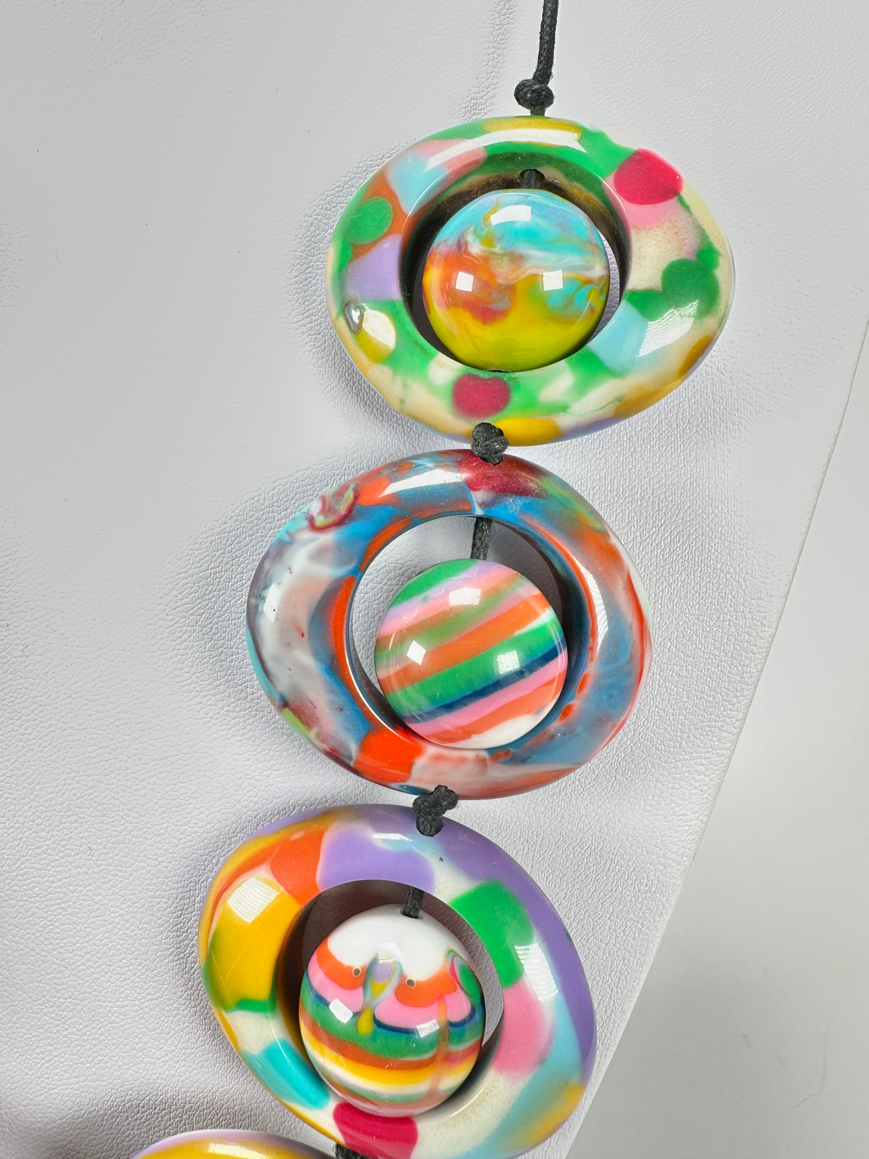 Jackie Brazil "Saturn" Kandinsky Disc & Ball On String Short 50cm Necklace ( N0051 )