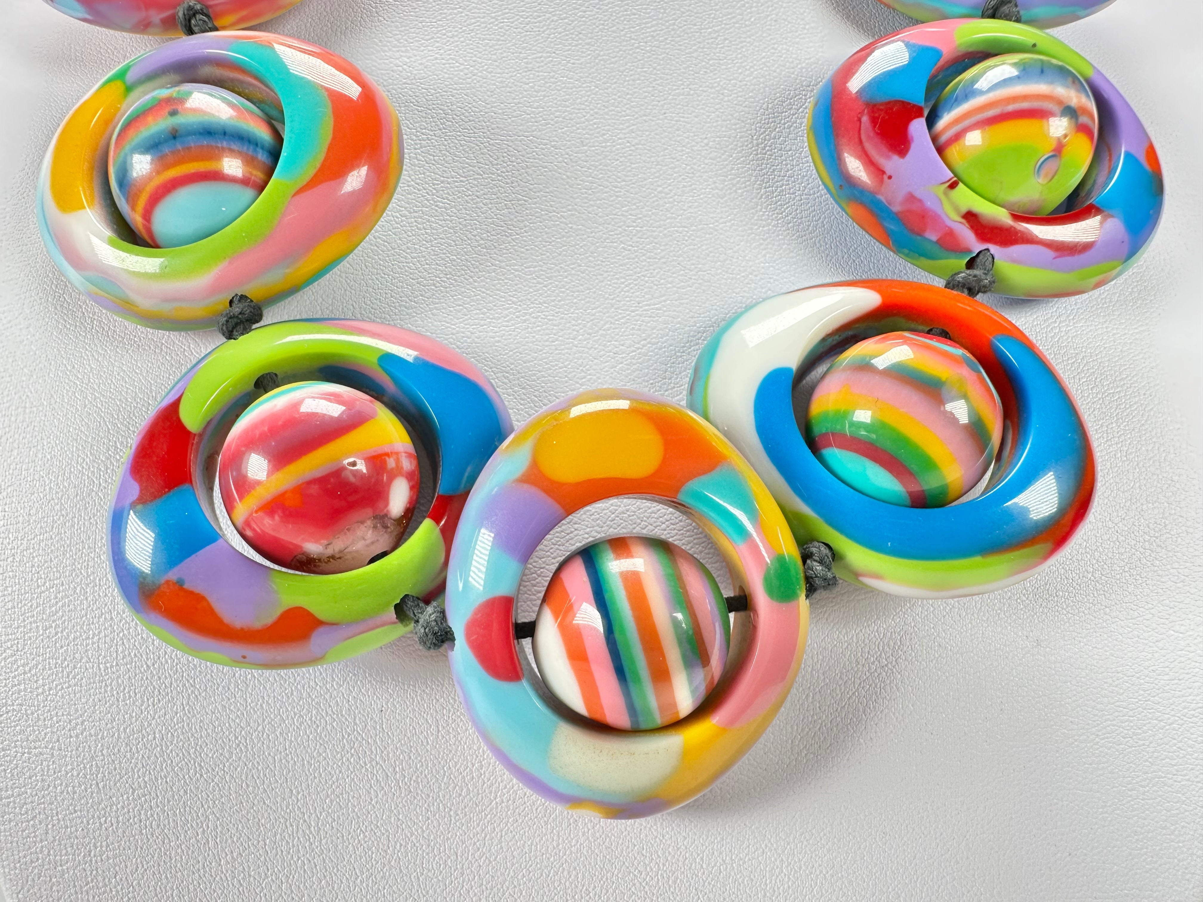 Jackie Brazil "Saturn" Kandinsky Disc & Ball On String Short 50cm Necklace ( N0051 )