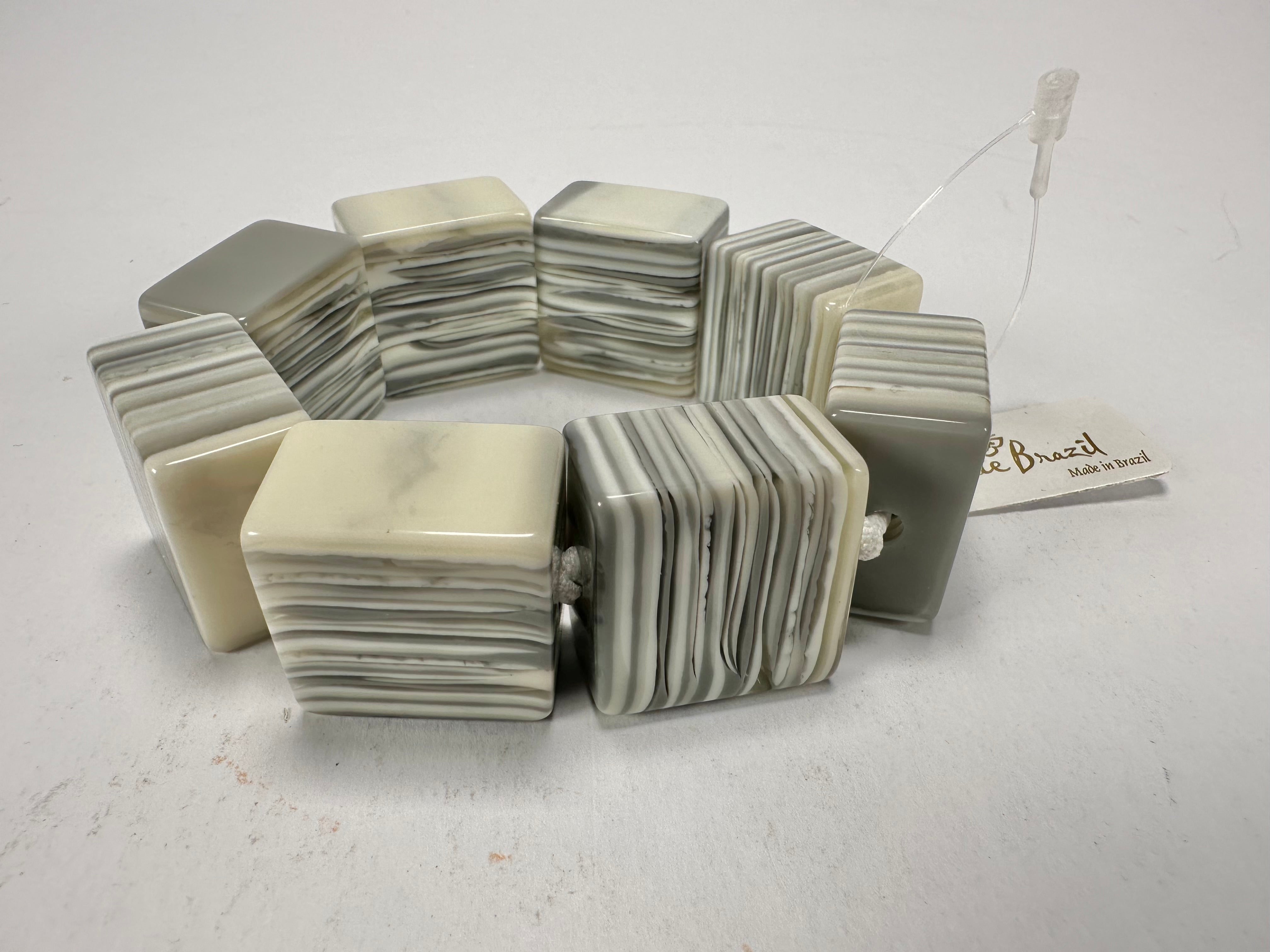Jackie Brazil "Gala" Liquorice Half Rectangles On Elastic Cream Mix Bracelet ( B0778 )