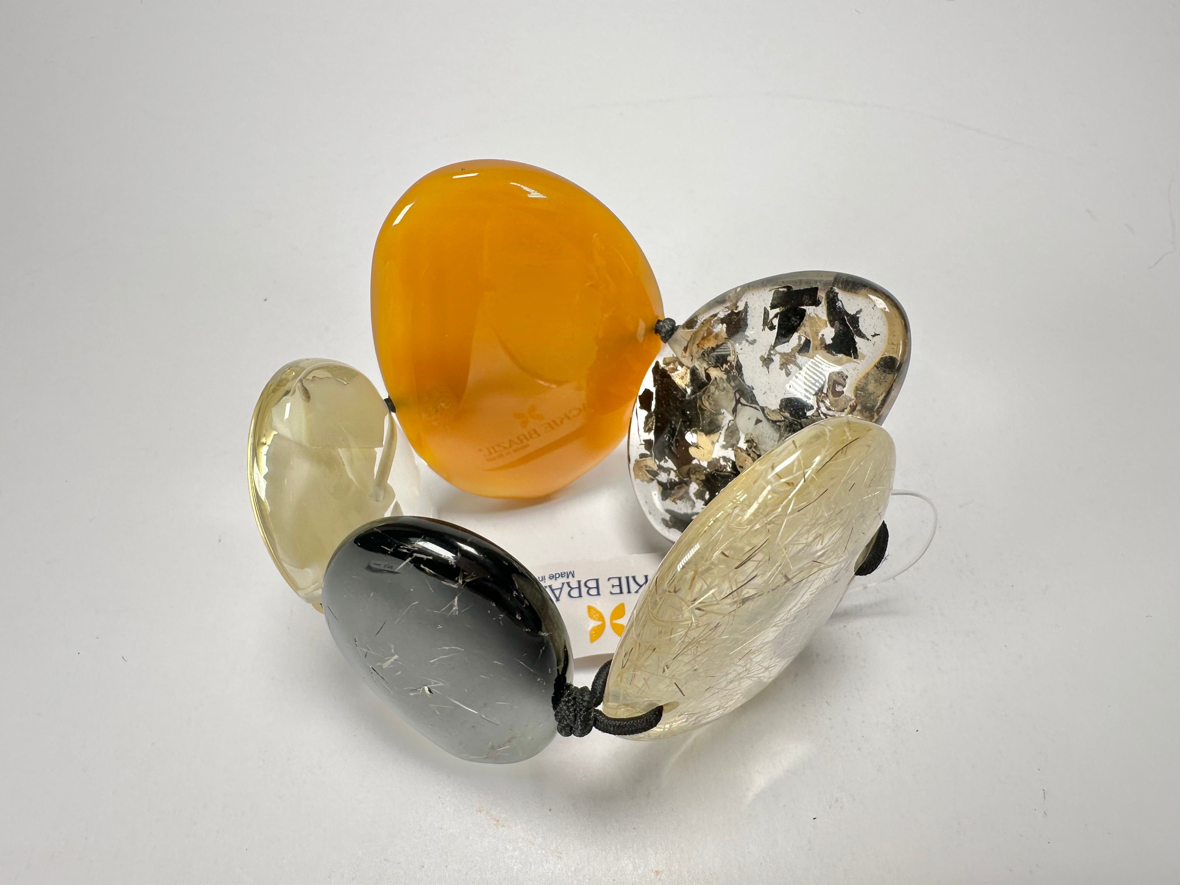 Jackie Brazil "Riverstones" Seasons Mix Stone Large Flat Stones On Elastic Bracelet ( B3716 )