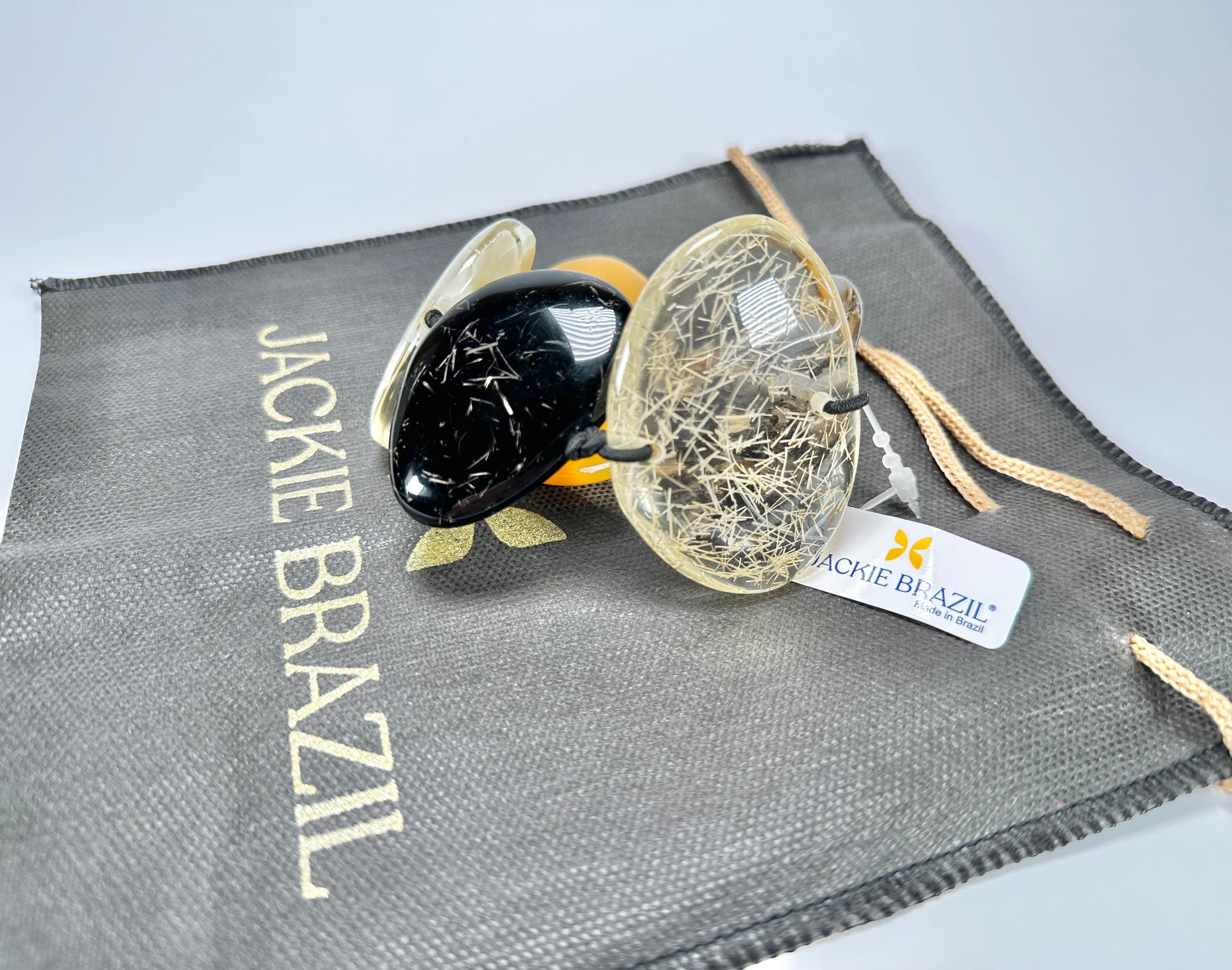 Jackie Brazil "Riverstones" Seasons Mix Stone Large Flat Stones On Elastic Bracelet ( B3716 )