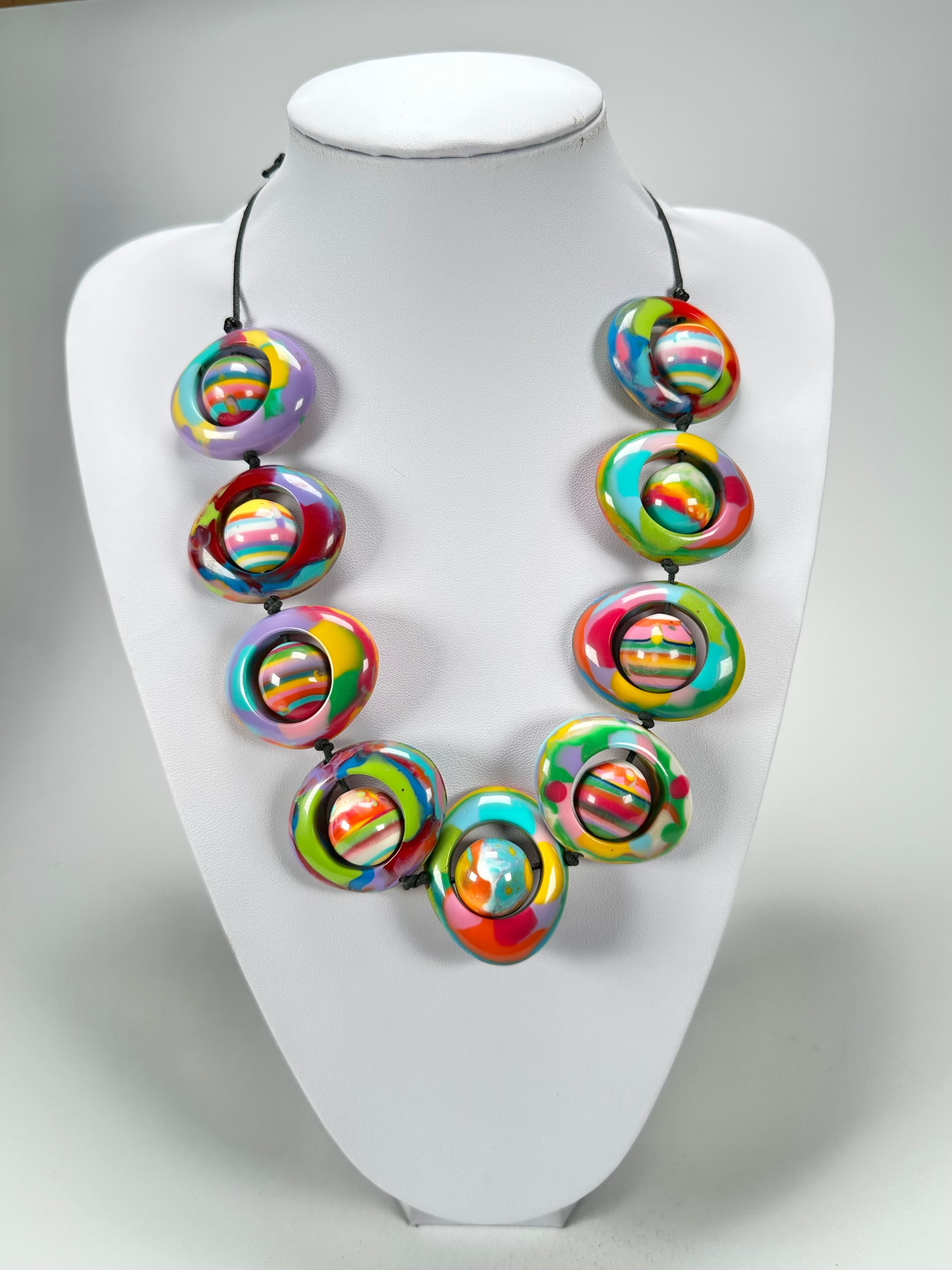Jackie Brazil "Saturn" Kandinsky Disc & Ball On String Short 50cm Necklace ( N0051 )