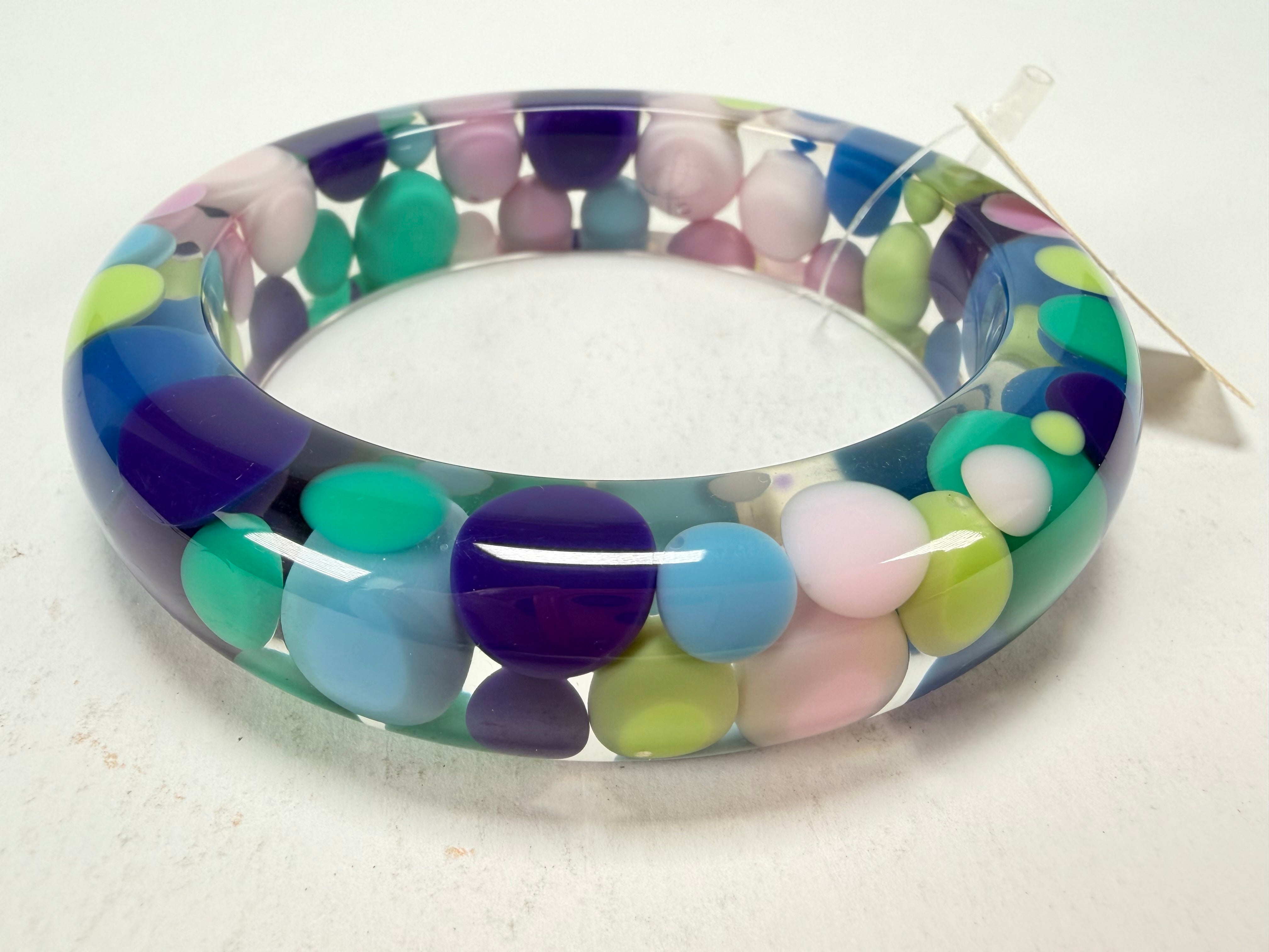Jackie Brazil "Shinny Spotted" Blue Mix Spots Solid Round Resin 1.7cm Bangle ( B1726 )