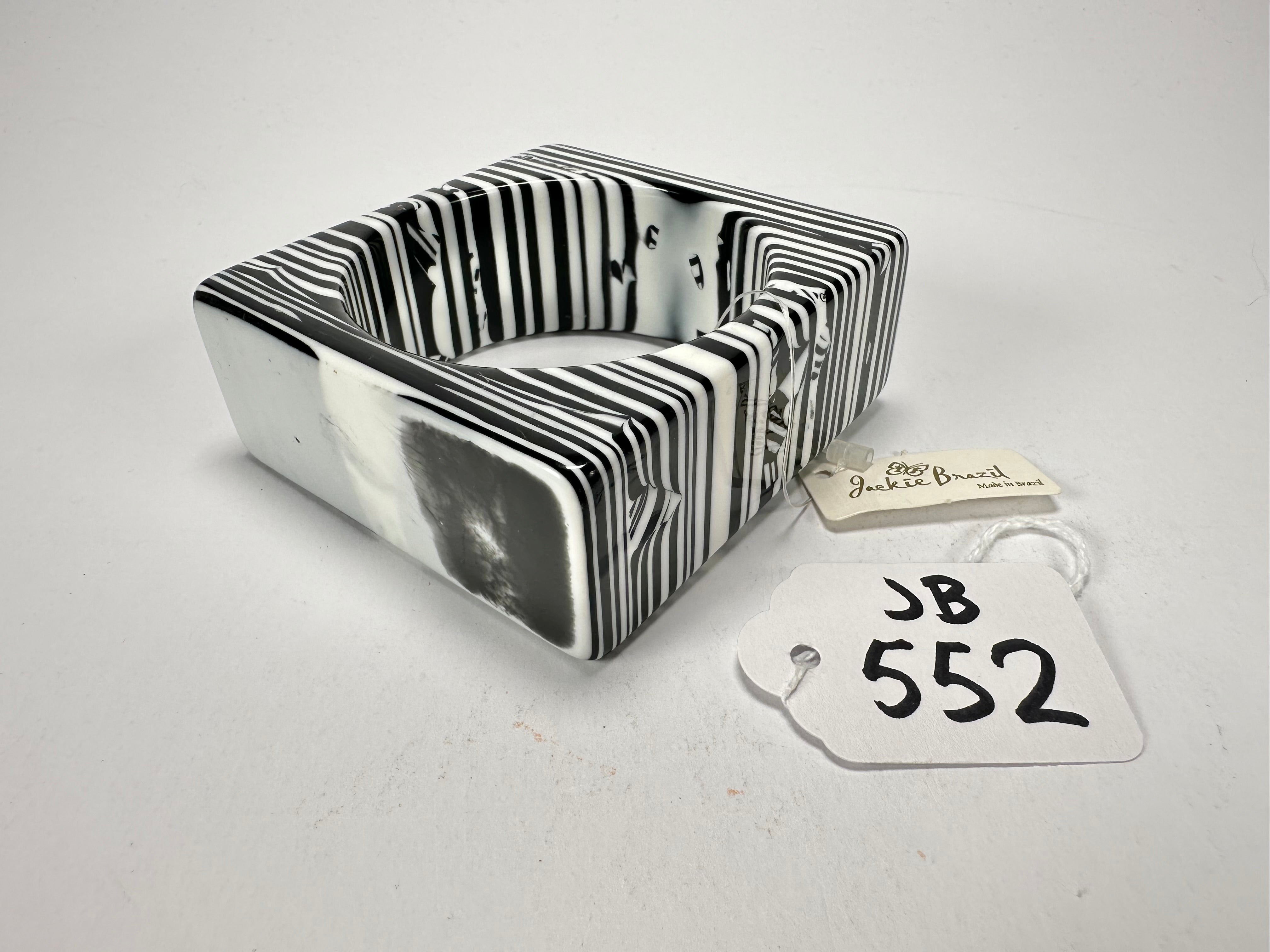 Jackie Brazil "Zebra" Liquorice Allsorts Black & White Striped 3.4cm Square Resin Bangle ( B2056 )